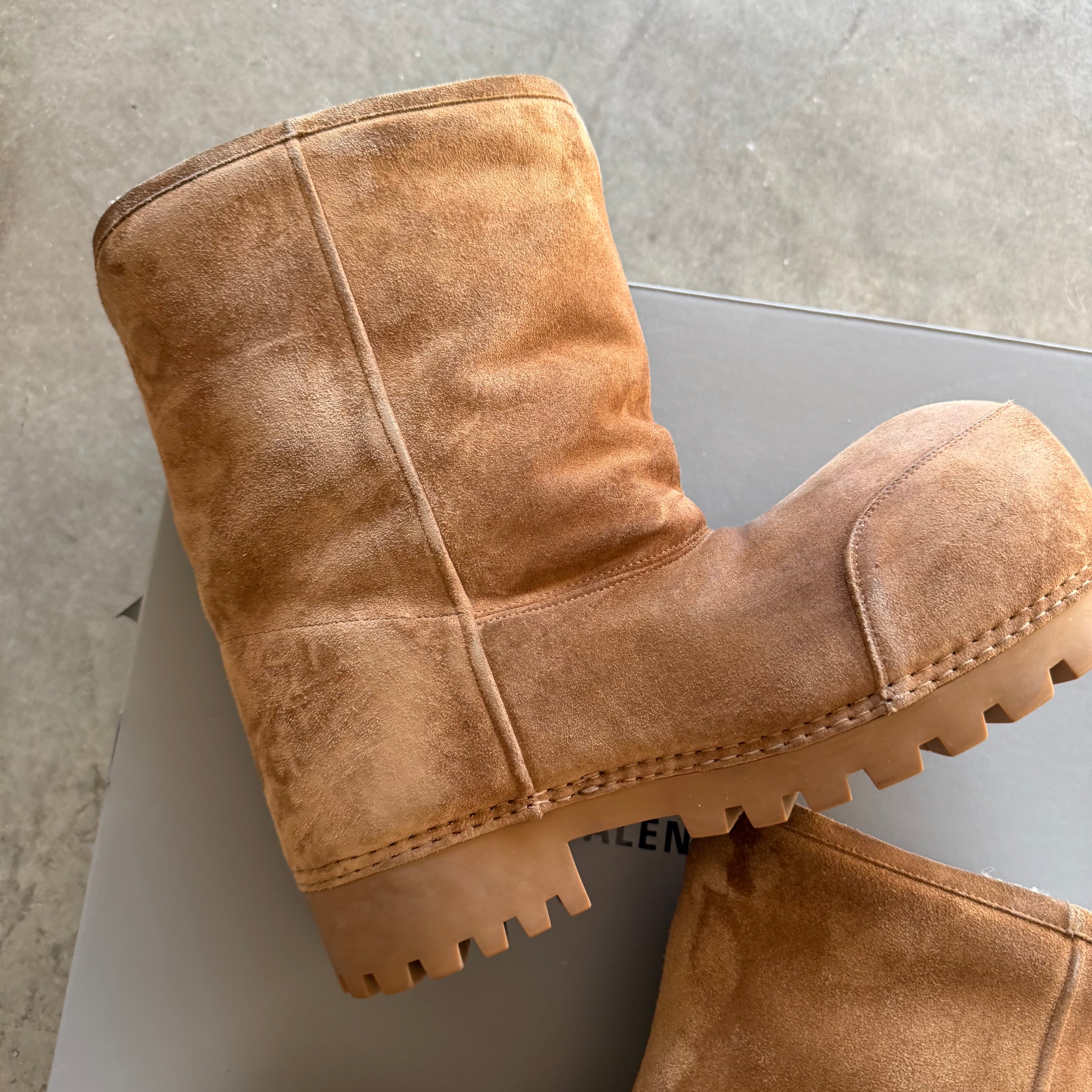 10 Balenciaga Alaska Boot Brown