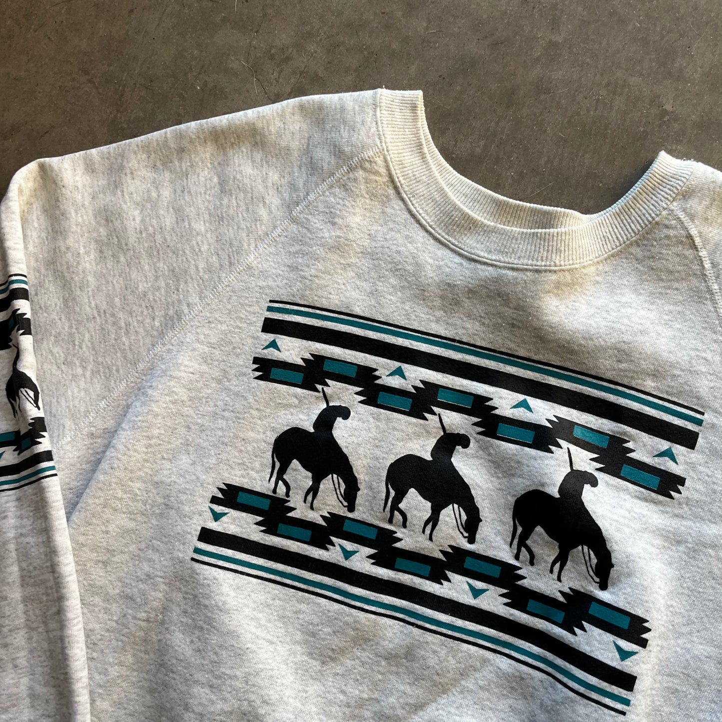 XXL 90s Western Crewneck