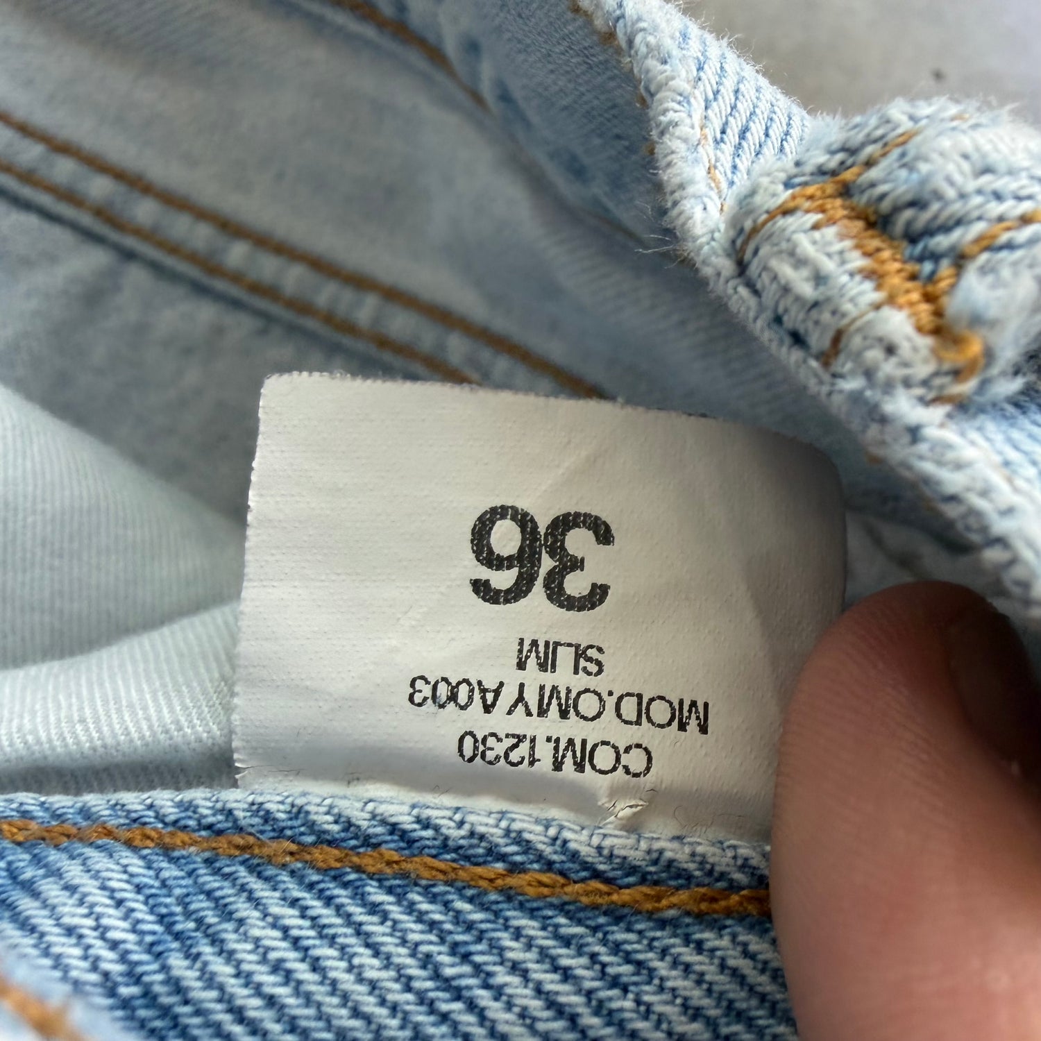 34x32 Off White Temperature Denim