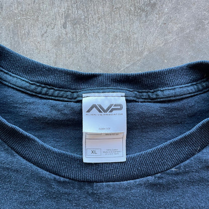 XL 04 Alien vs Predator Movie Tee