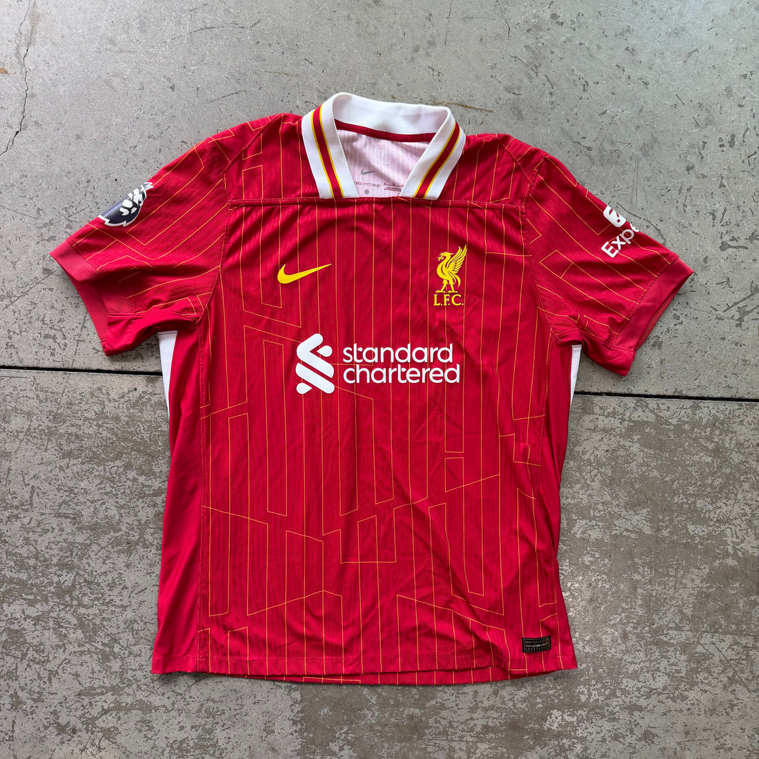 XL Liverpool Warm Up Jersey