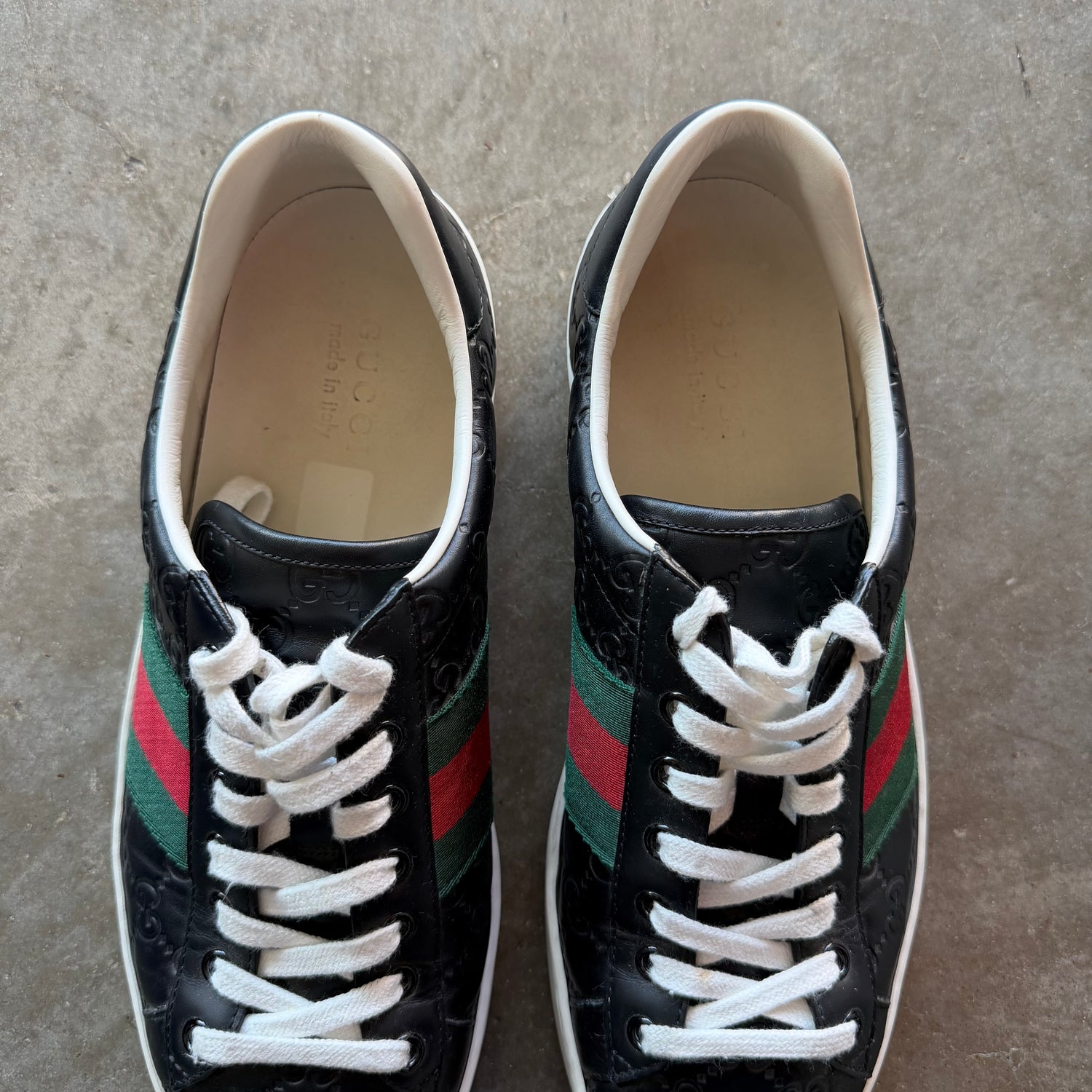 10 Used Gucci Ace Black Monogram