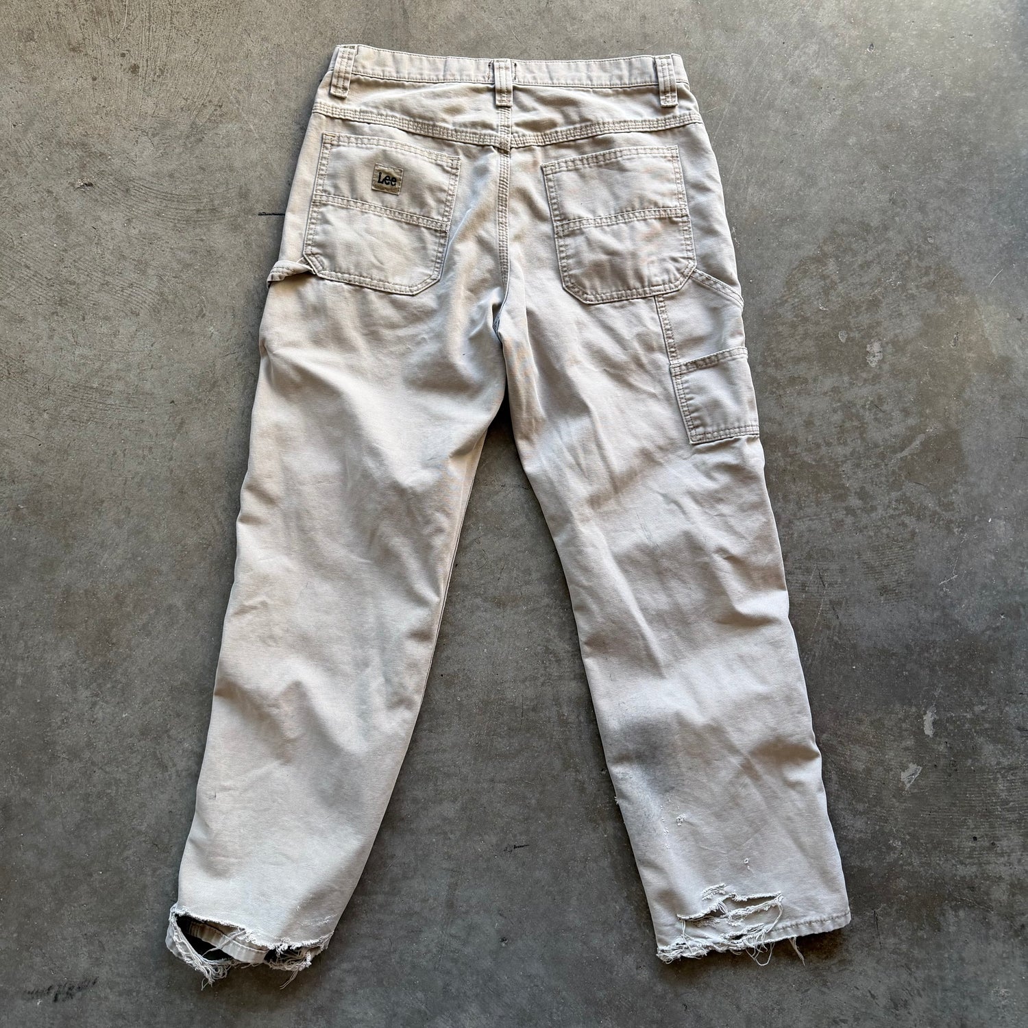 33x30 90s Thrashed Khaki Lee Pants