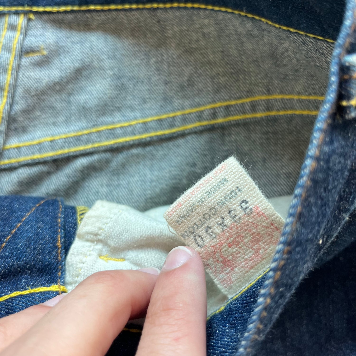 31x30 Multi-pocket Evisu Jeans