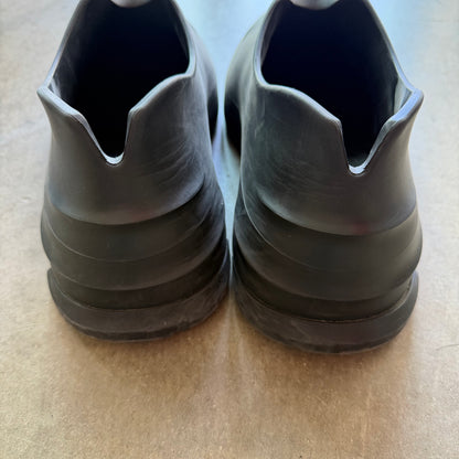 12 Used Givenchy Monumental Mallow Low Rubber Slip On