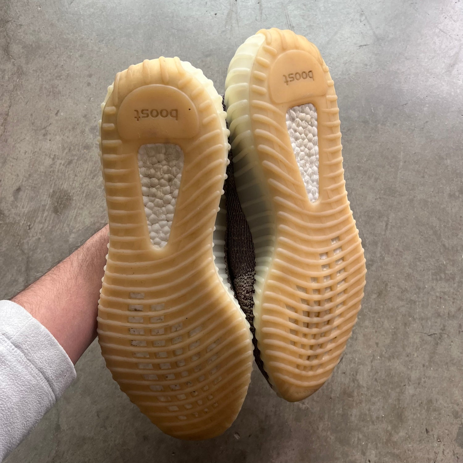 11.5 Used Yeezy 350v2 Zyon