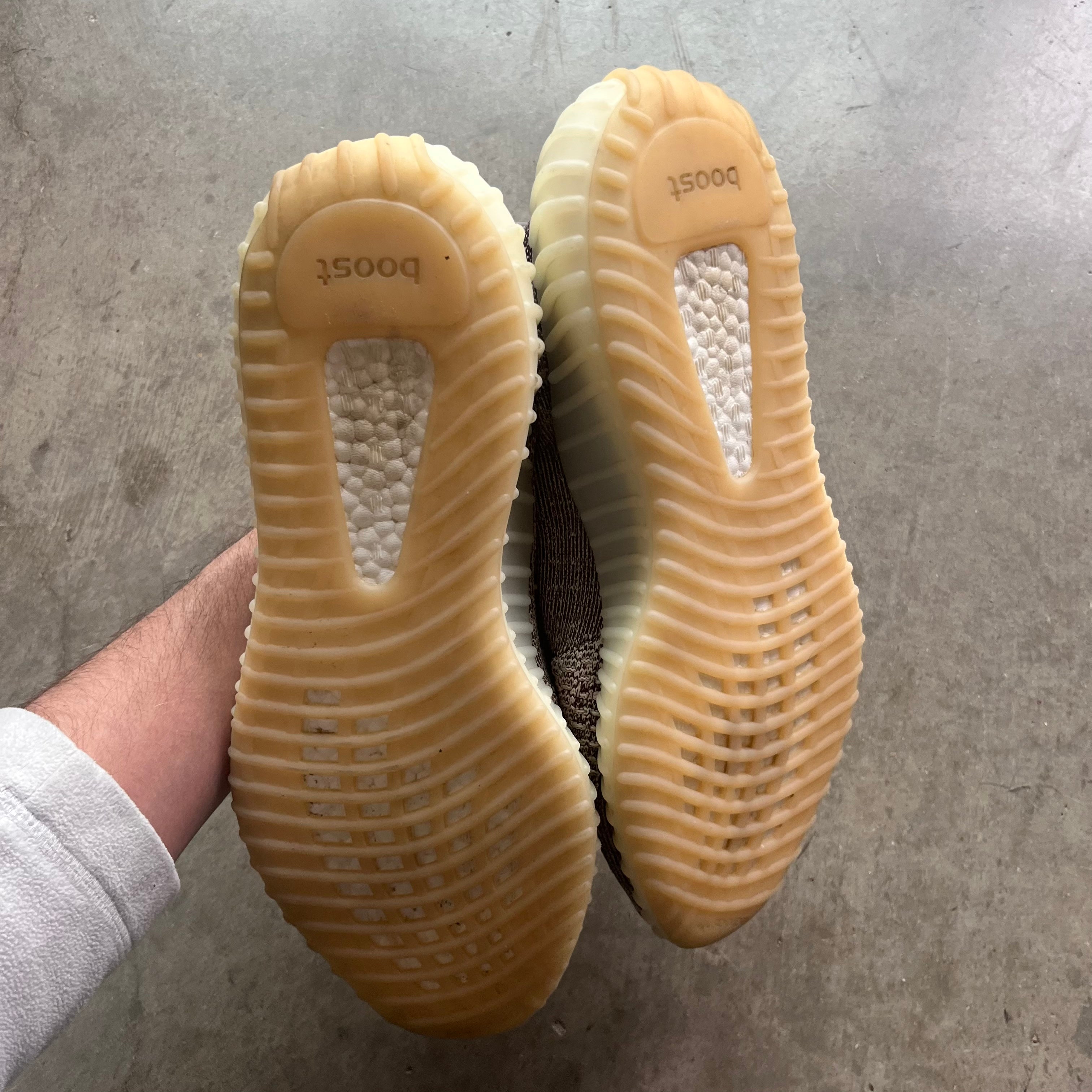 11.5 Used Yeezy 350v2 Zyon