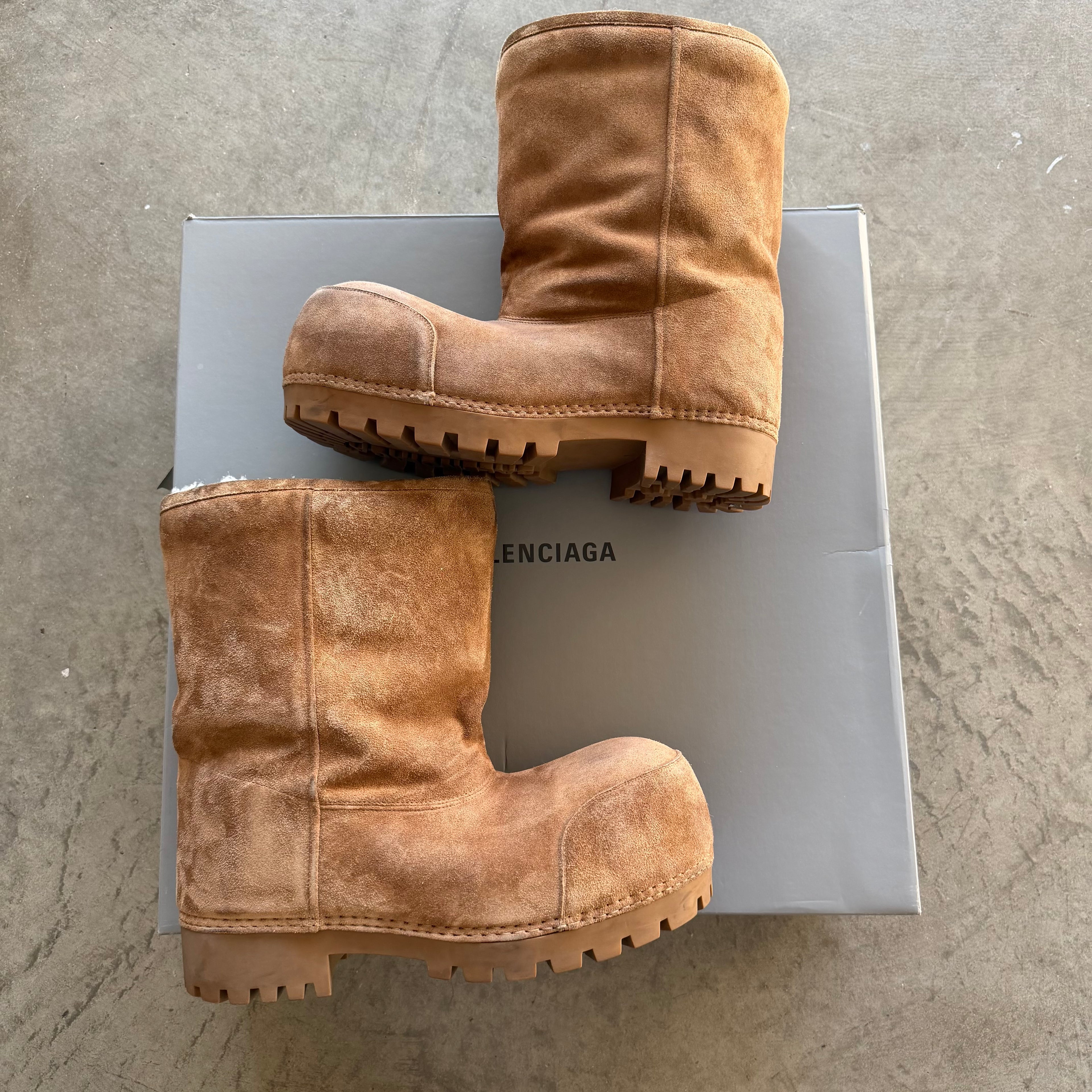 10 Balenciaga Alaska Boot Brown