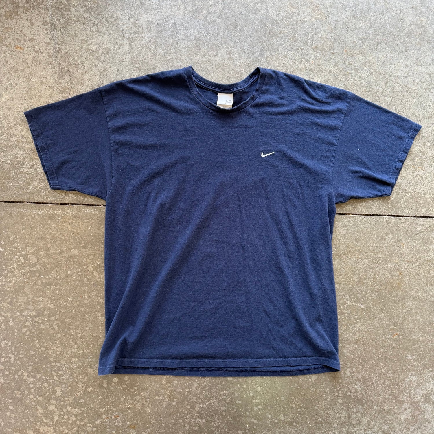 XXL 00s Navy Nike Tee