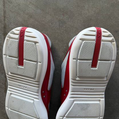 13 Prada America Cup Red