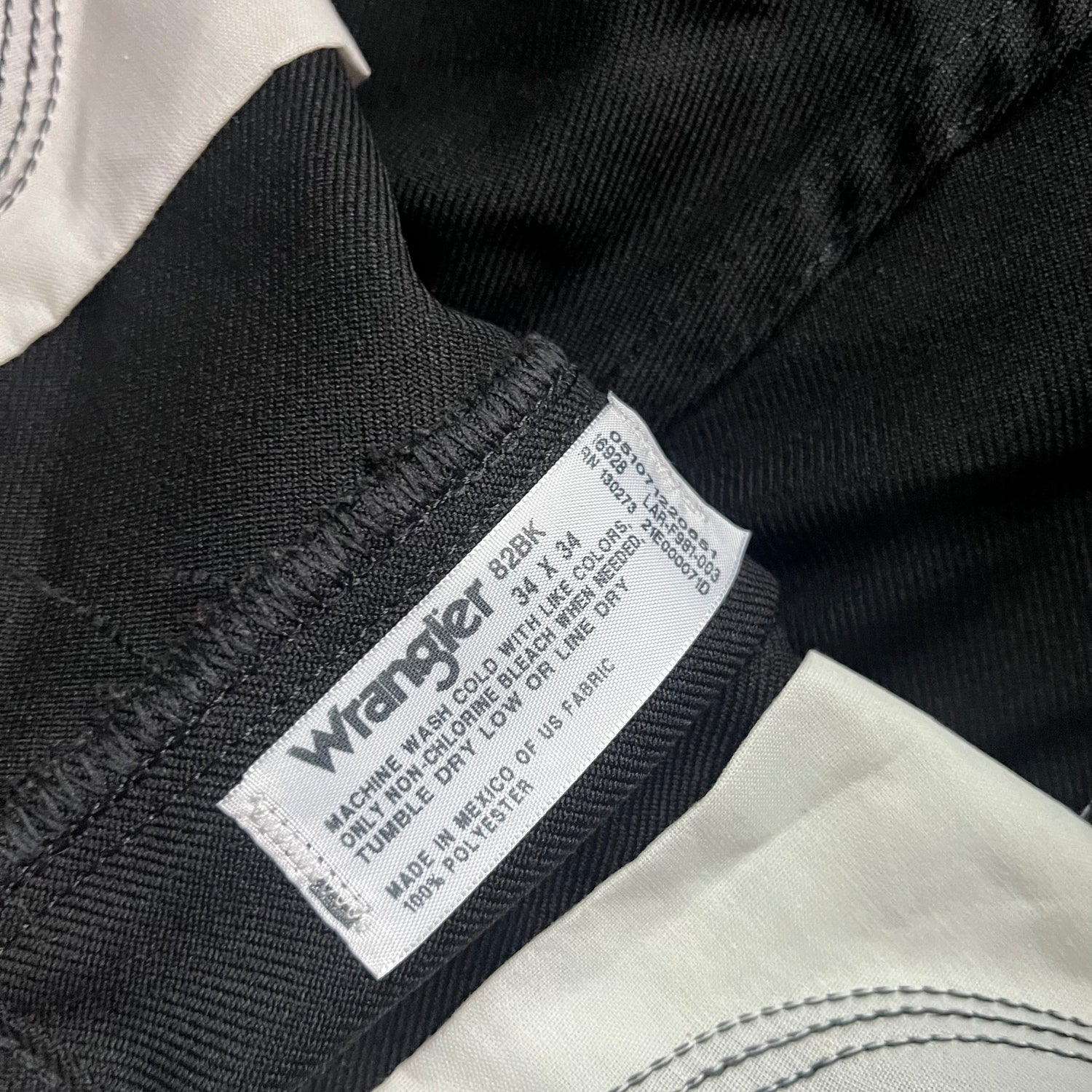34x34Black Wrangler Ranchero Pants