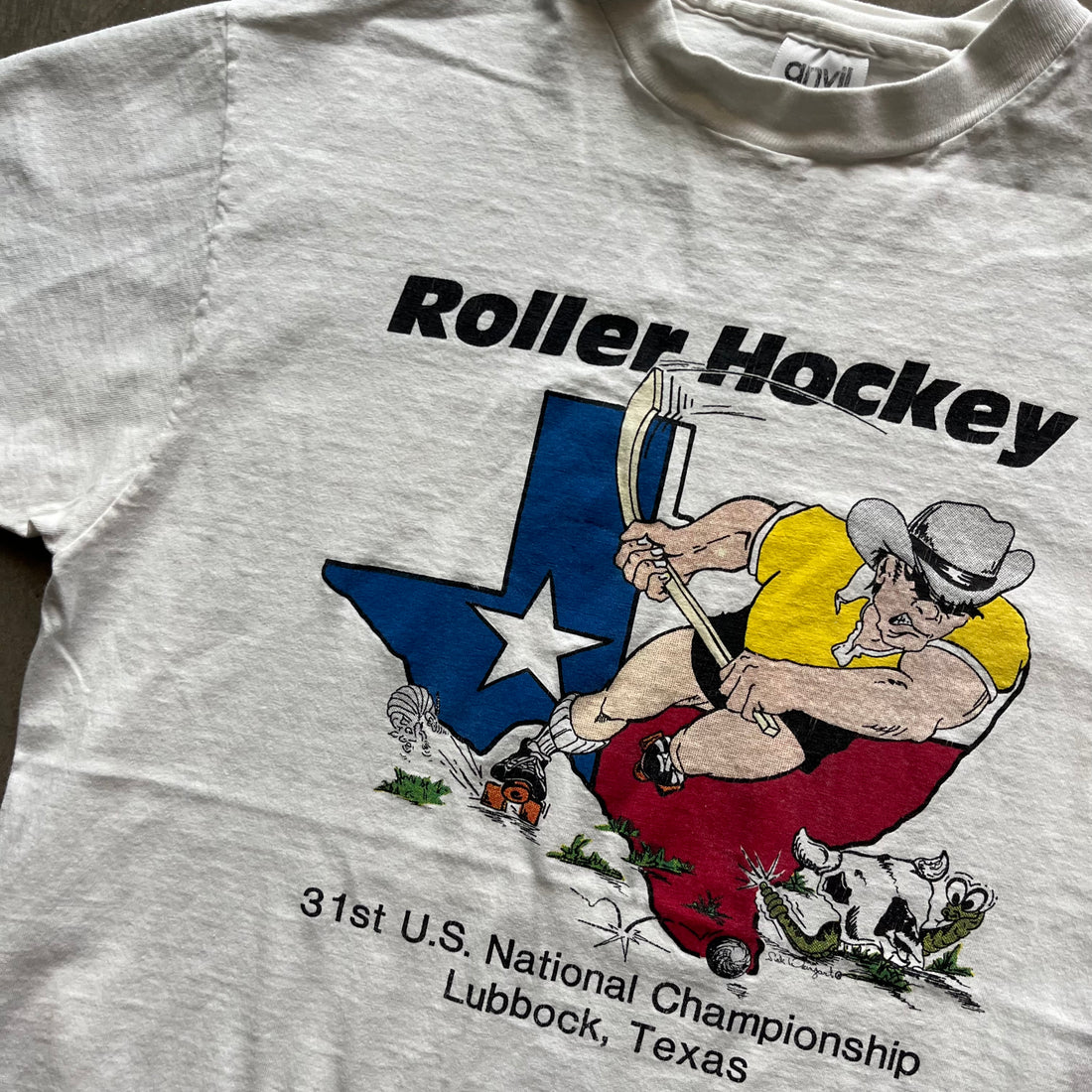 L 90s Roller Hockey Tee