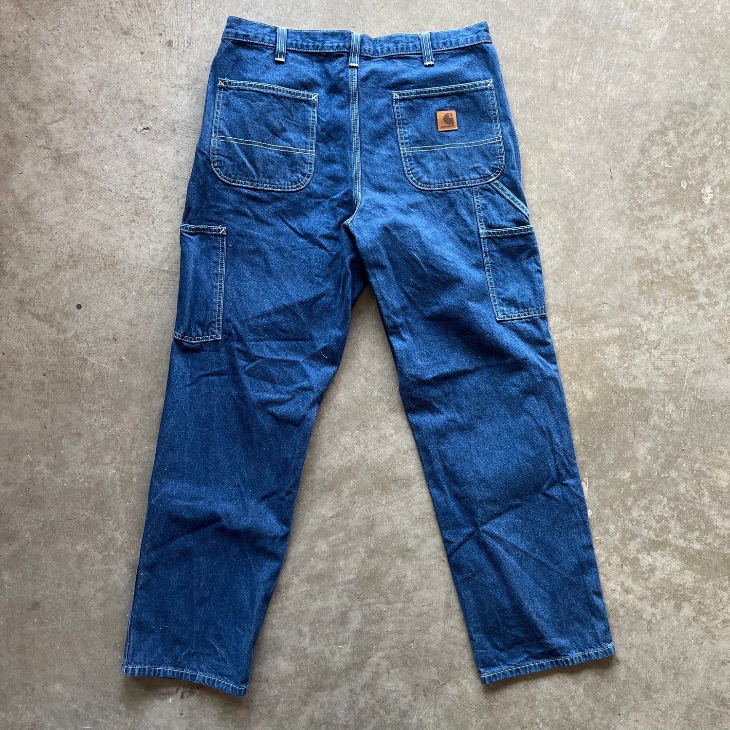 34x30 00s Carhartt Jeans