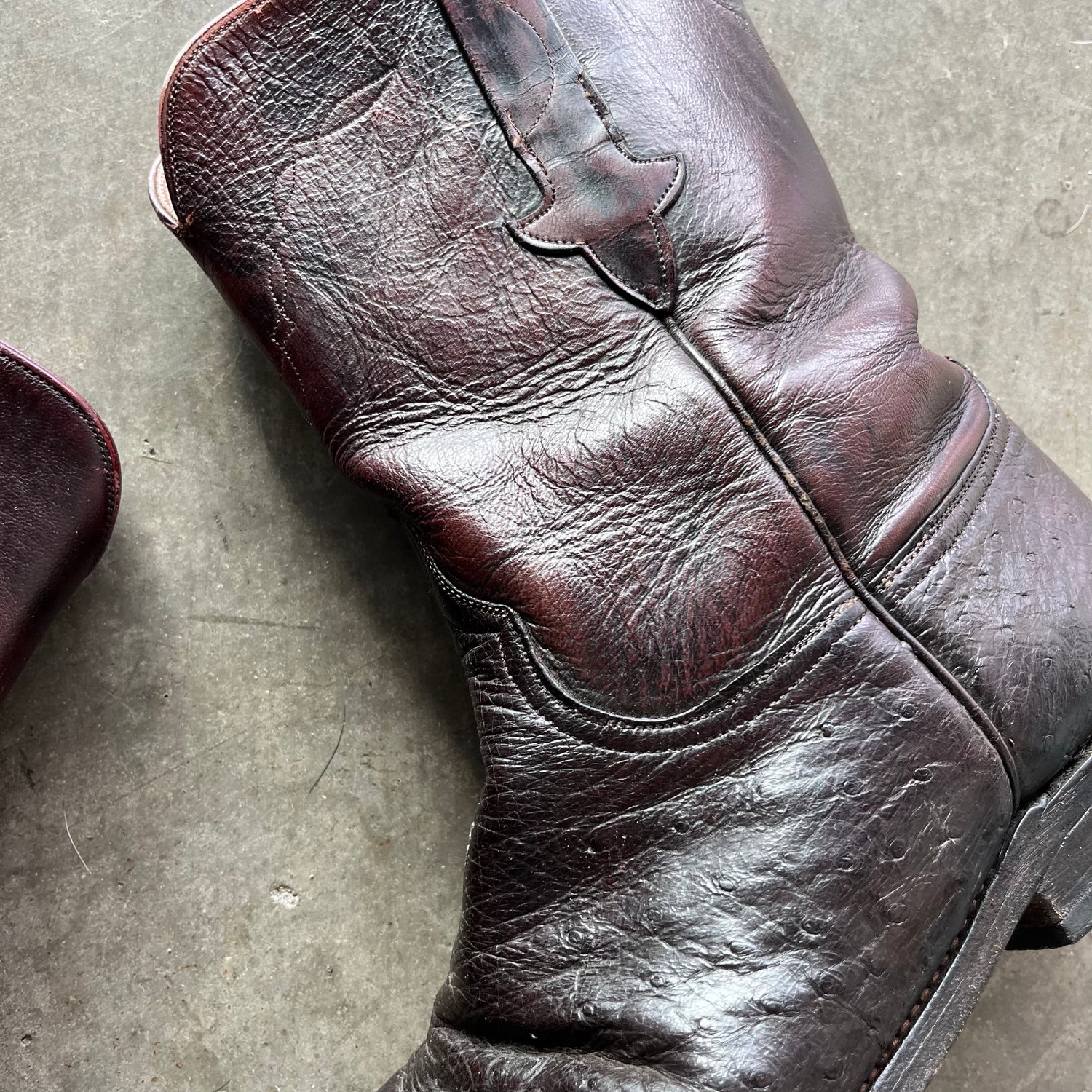11 Used Smooth Ostrich Lucchese Short Boots