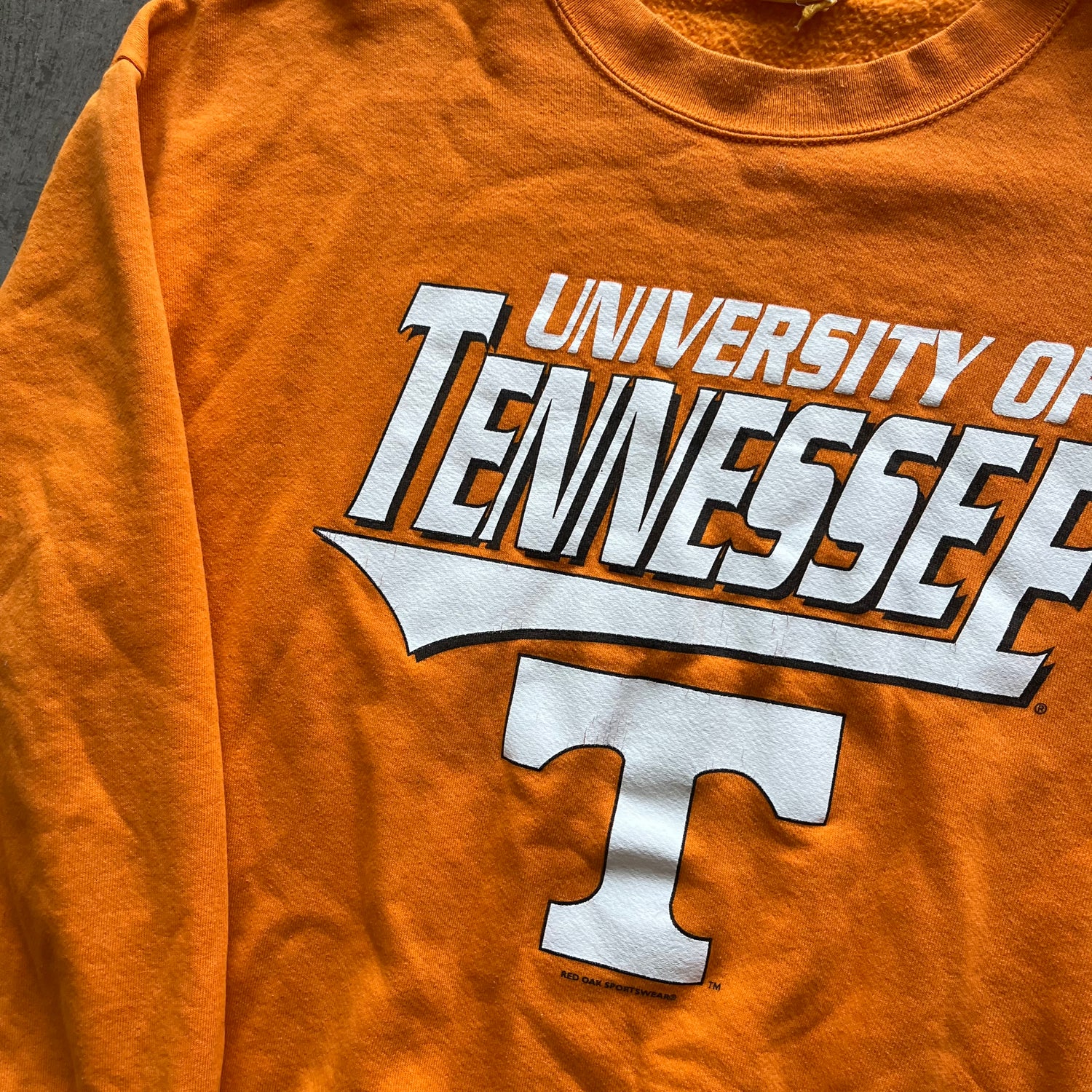 XL 00s Tennessee Crewneck