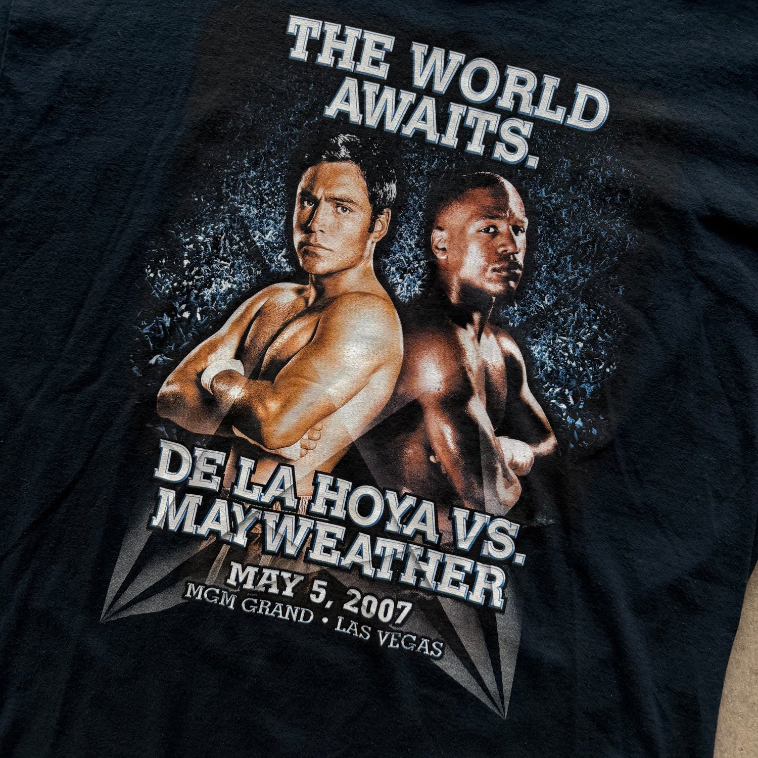 XL De La Hoya Mayweather Fight Tee