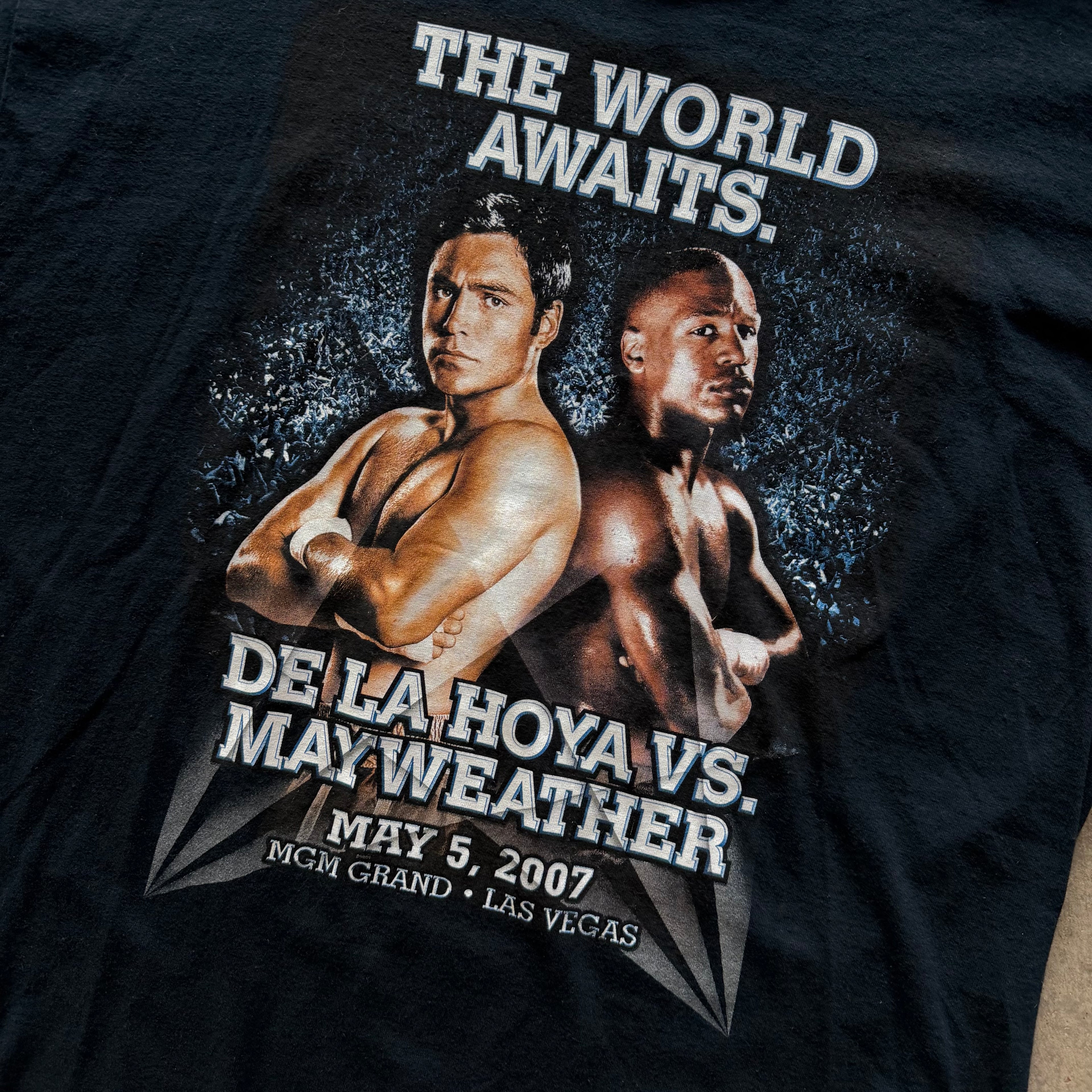 XL De La Hoya Mayweather Fight Tee