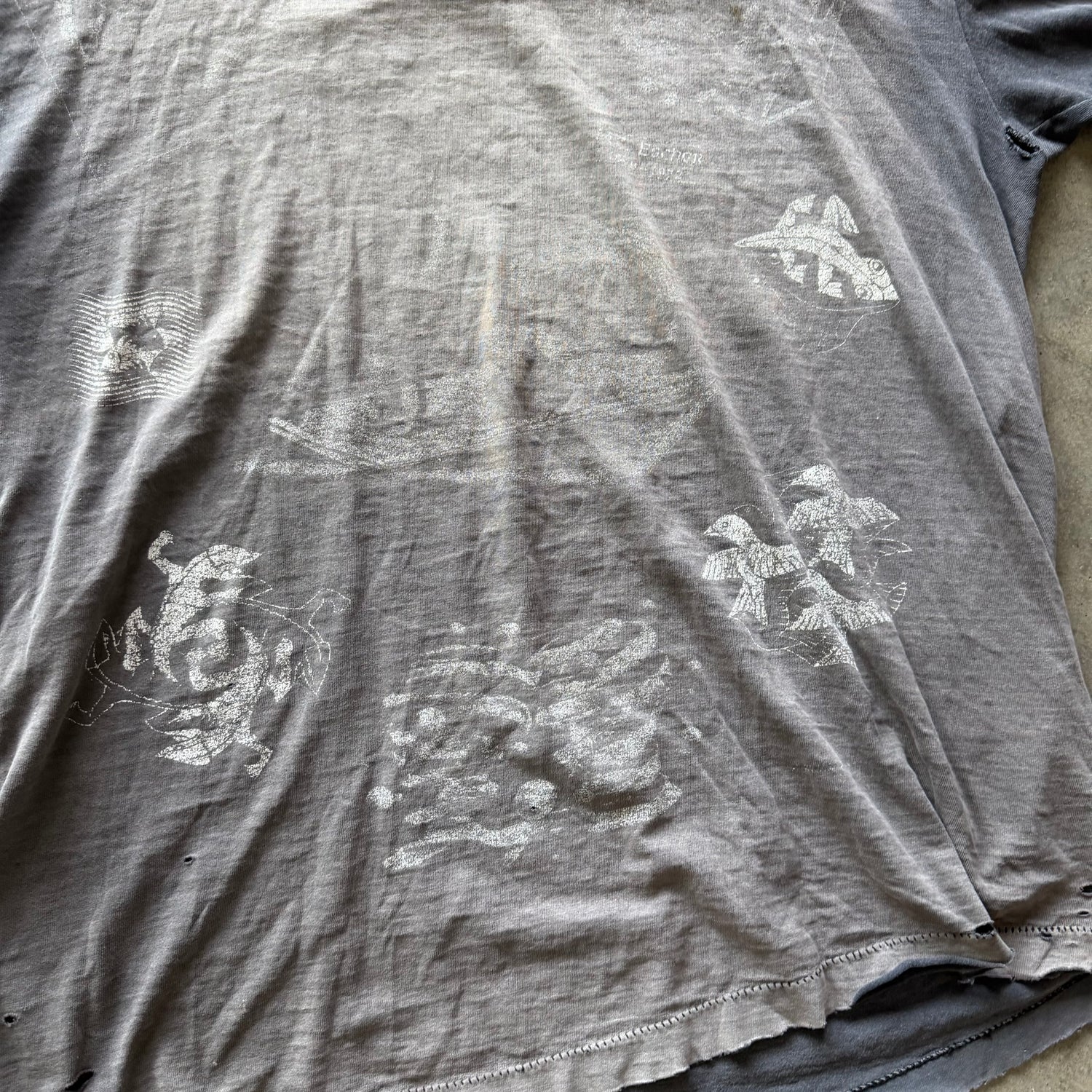 XL 90s Thrashed MC Escher Tee