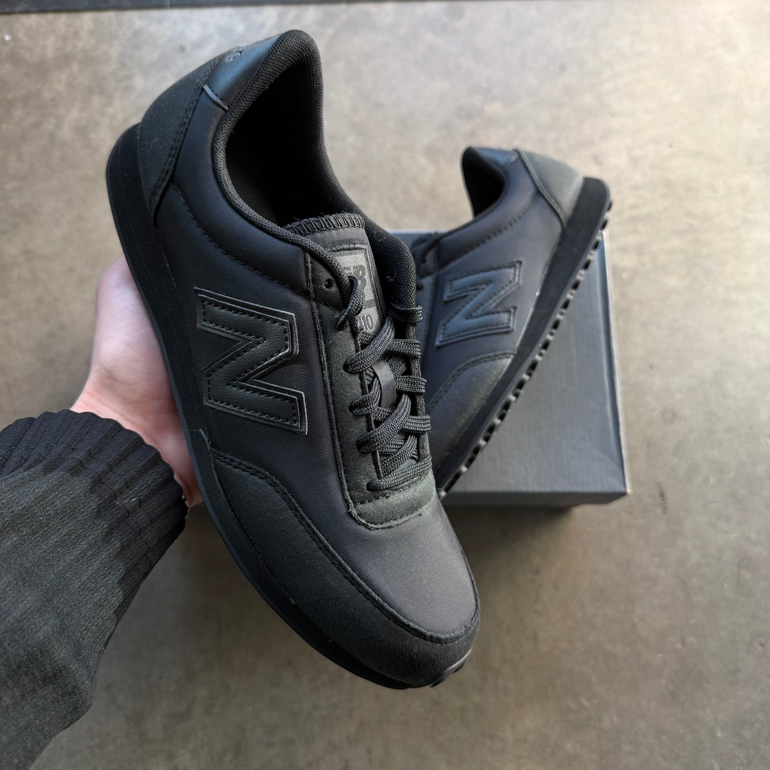 7 New Balance U410V1 Black