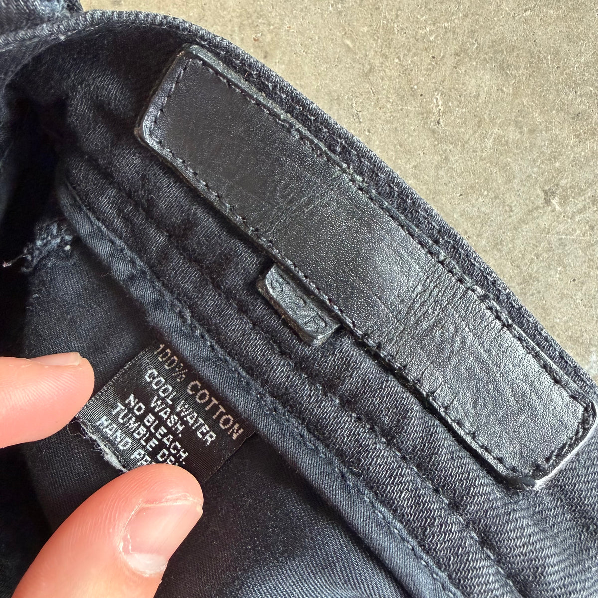 32x32 90s Richard Cut Fleur Denim