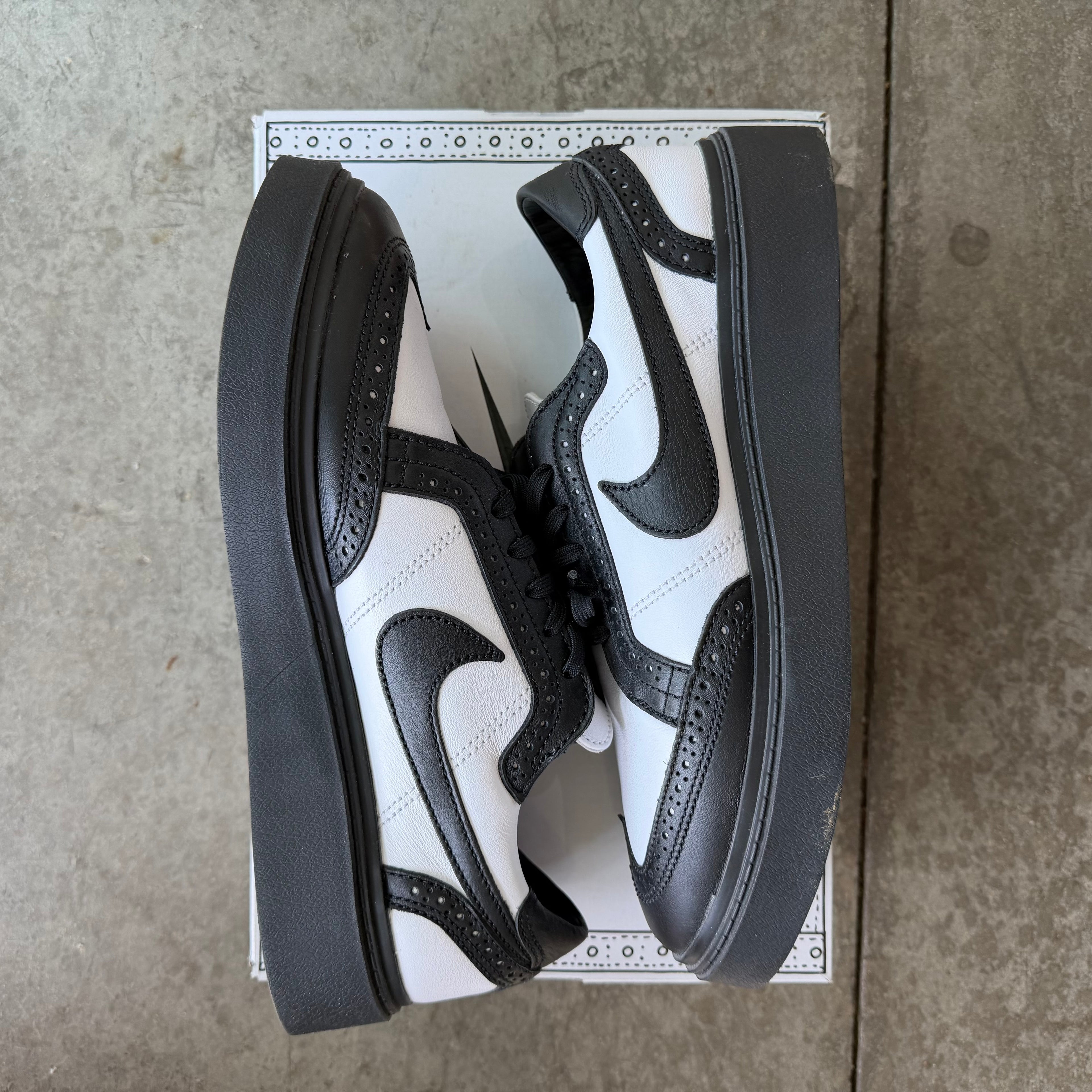 10.5 Used Nike Kwondo Peaceminusone Panda