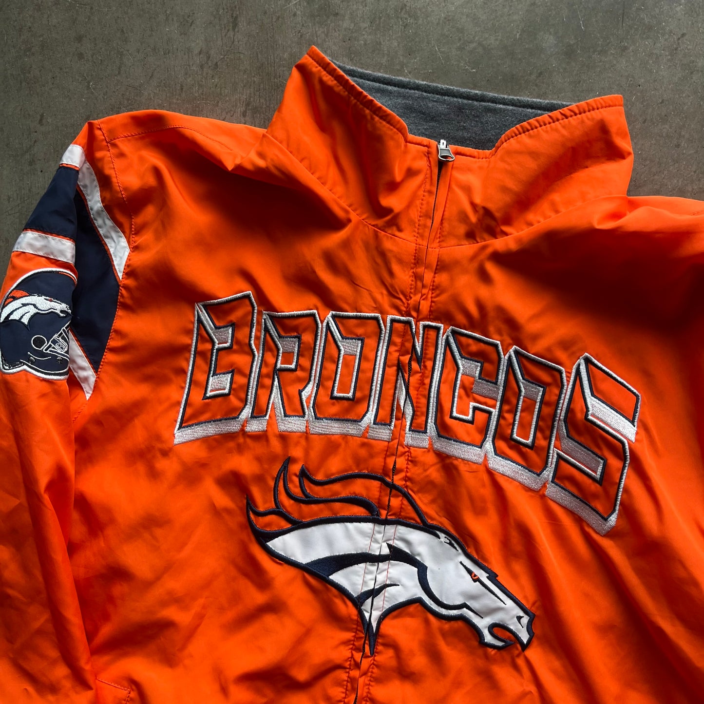 XL 00s reversible Broncos Jacket