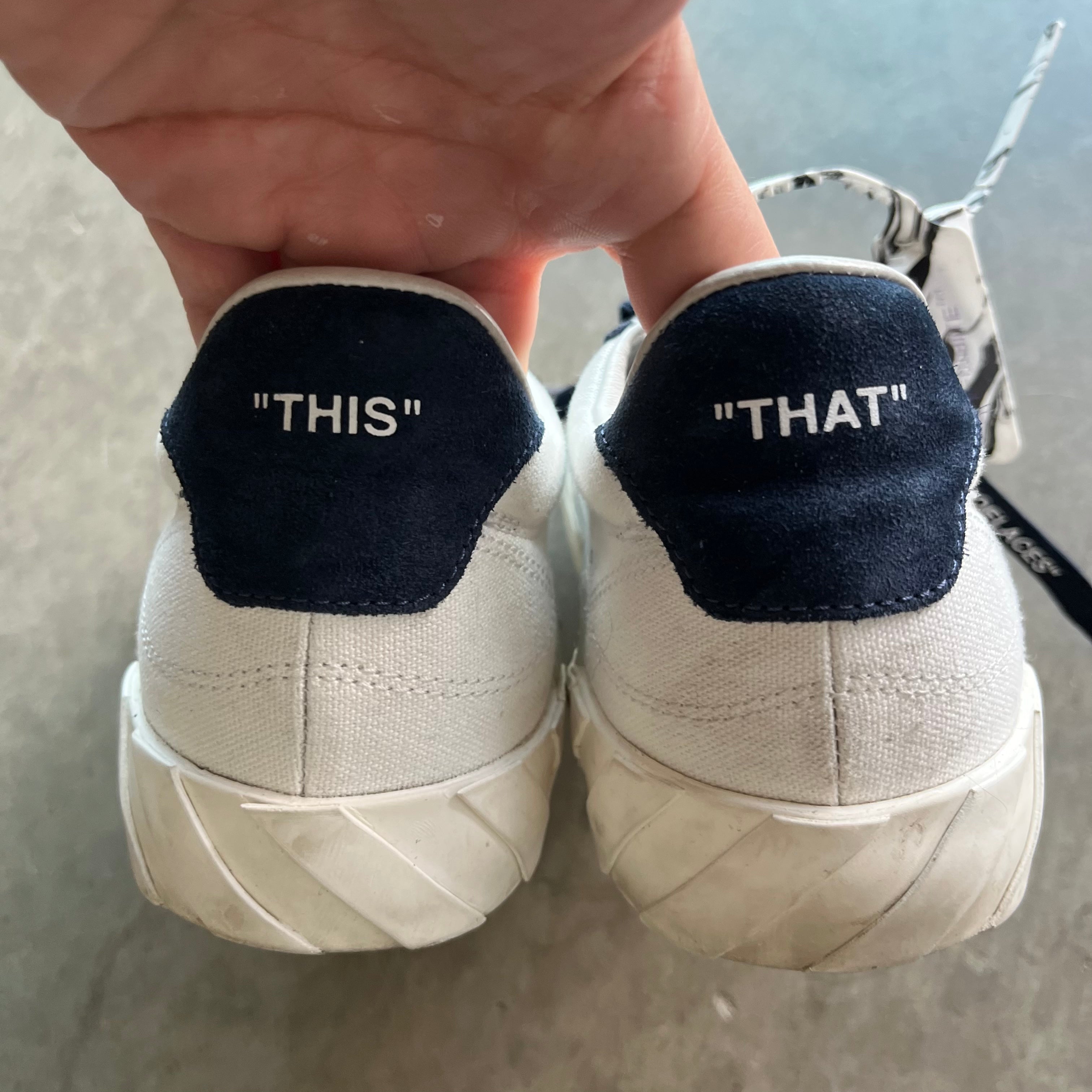 8.5 Used Off White Low Navy Blue