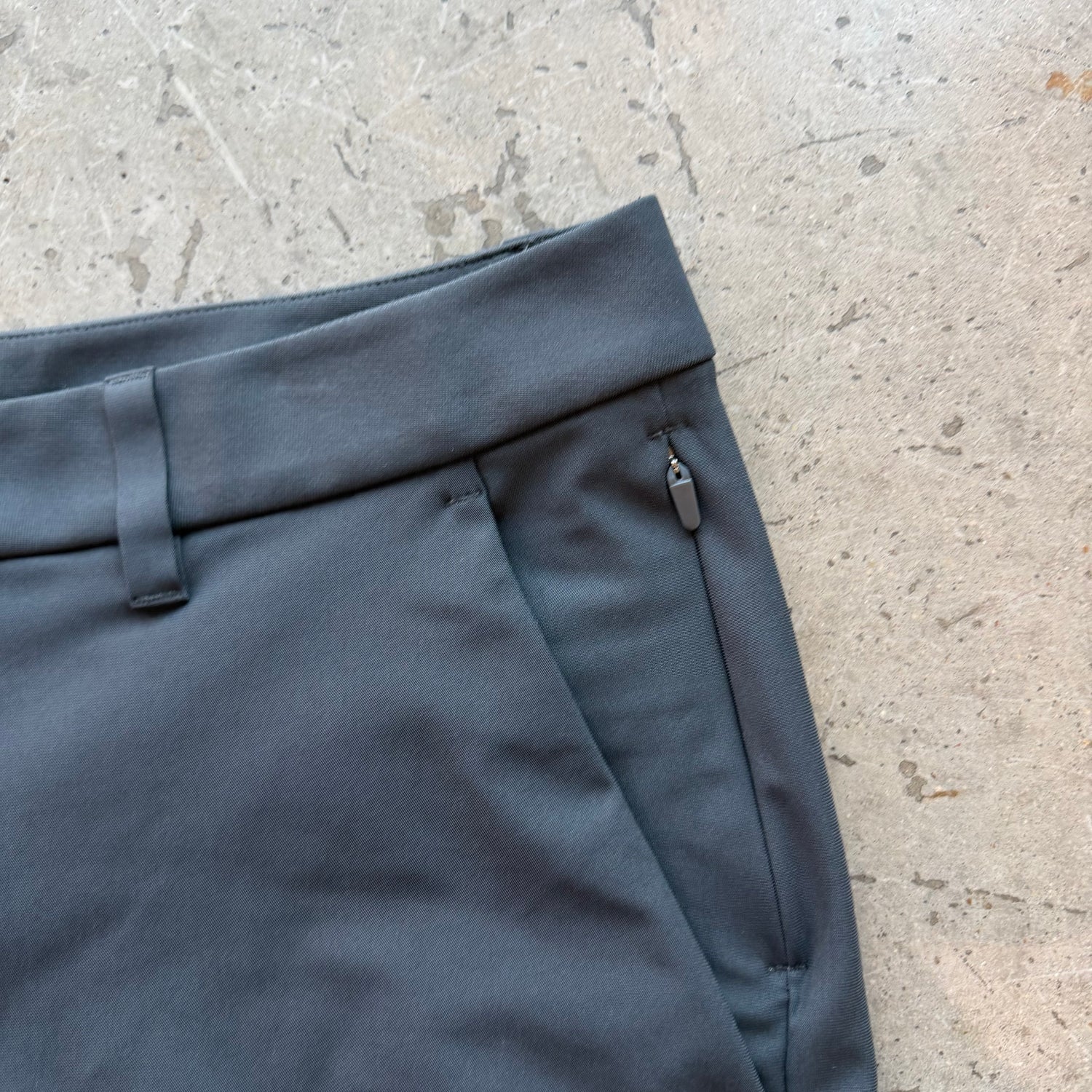 34w 7in Inseam Lulu Lemon Shorts