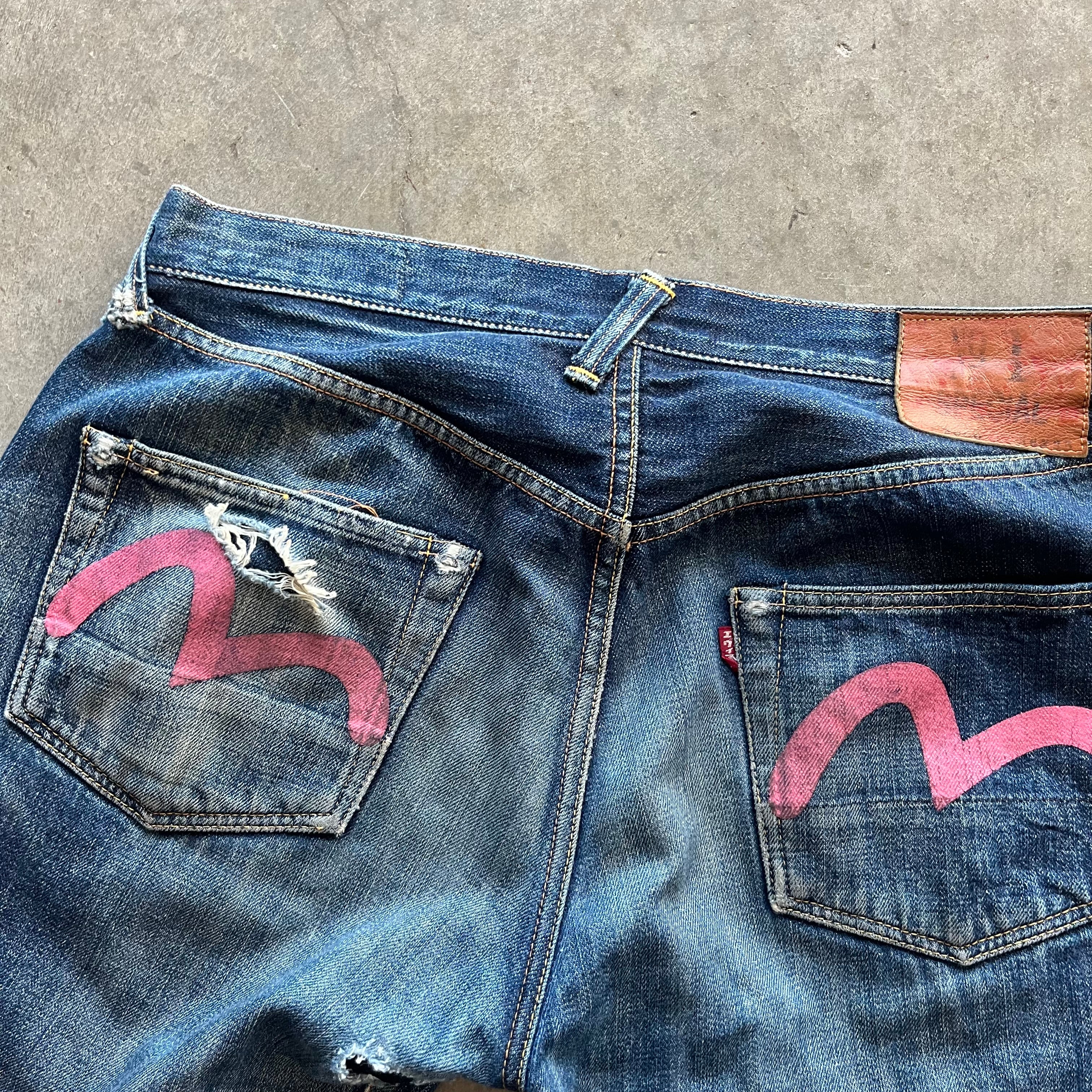 34w 00s Evisu Shorts