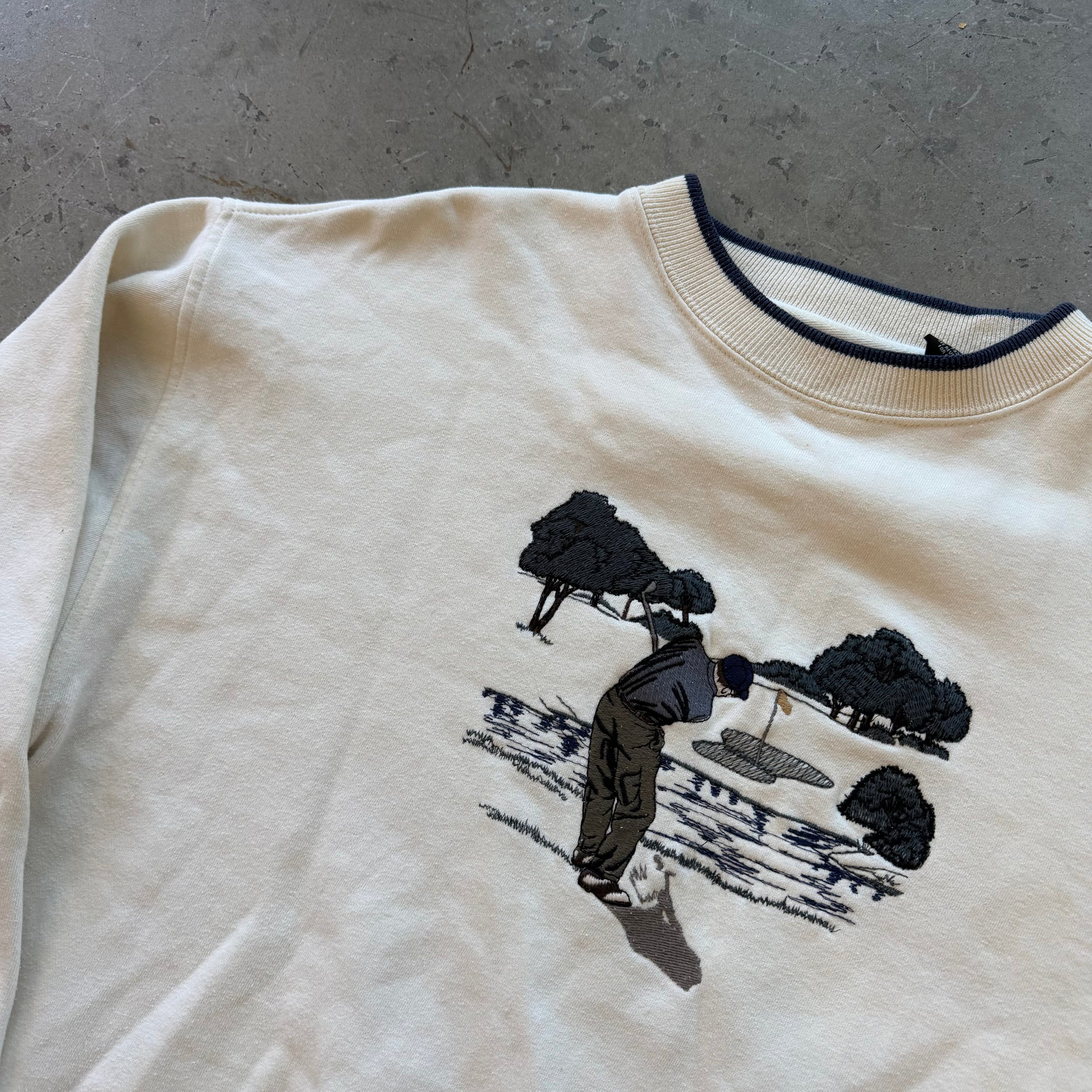 L 00s Golf Crewneck