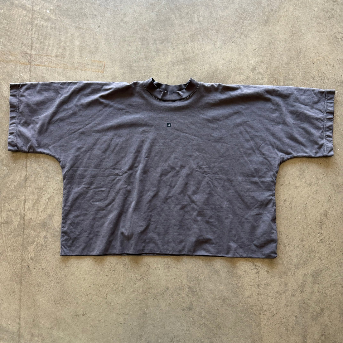 XL YZY Gap Logo Tee Gray