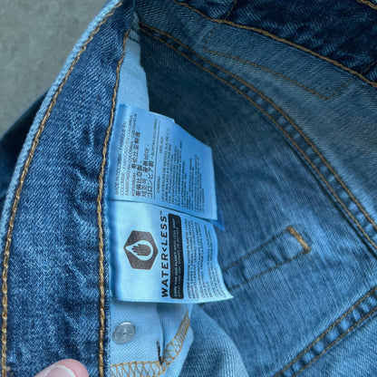 32x32 Flared Levis 527s