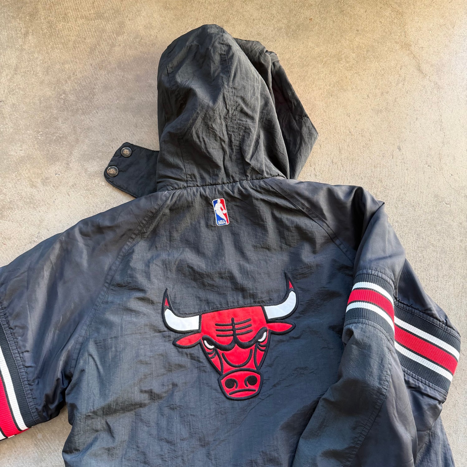 L 90s Chicago Bulls Starter Jacket