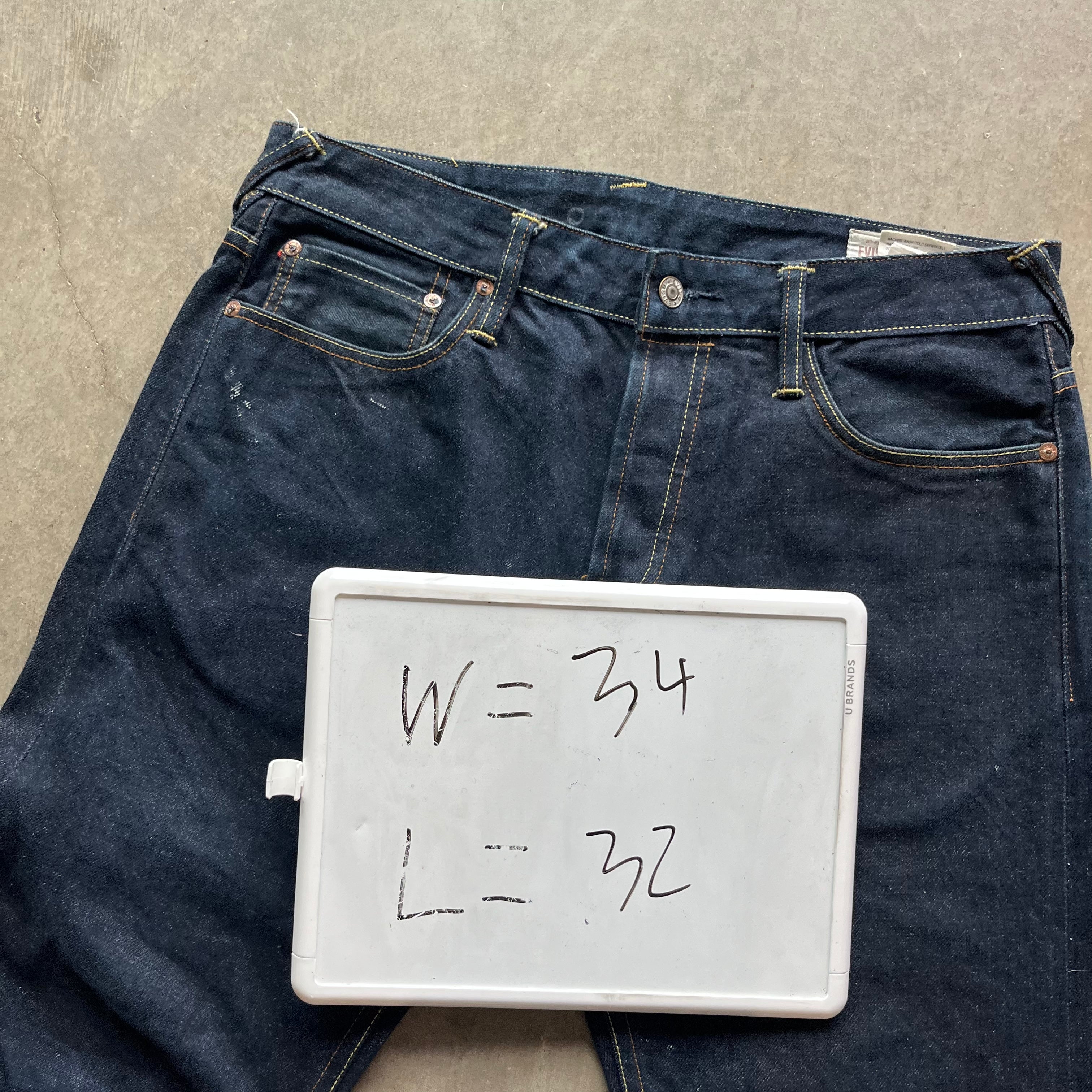 34x32 00s White Dragon Evisu Jeans