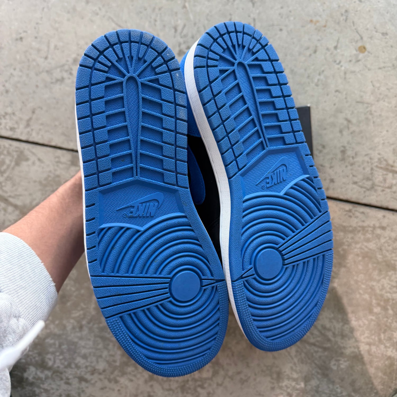 10 Like New Jordan 1 High Royal