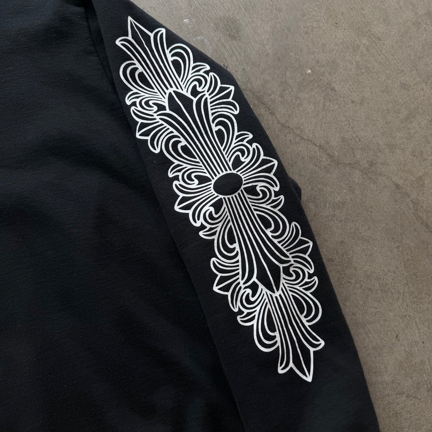 XL Chrome Hearts Floral Horseshoe Logo Crewneck Black