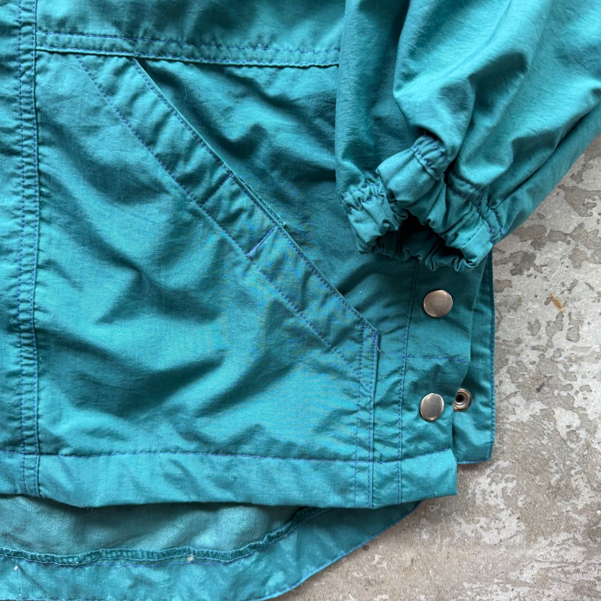 S 90s Reebok Windbreaker