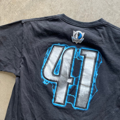 M Dirk Mavs Tee