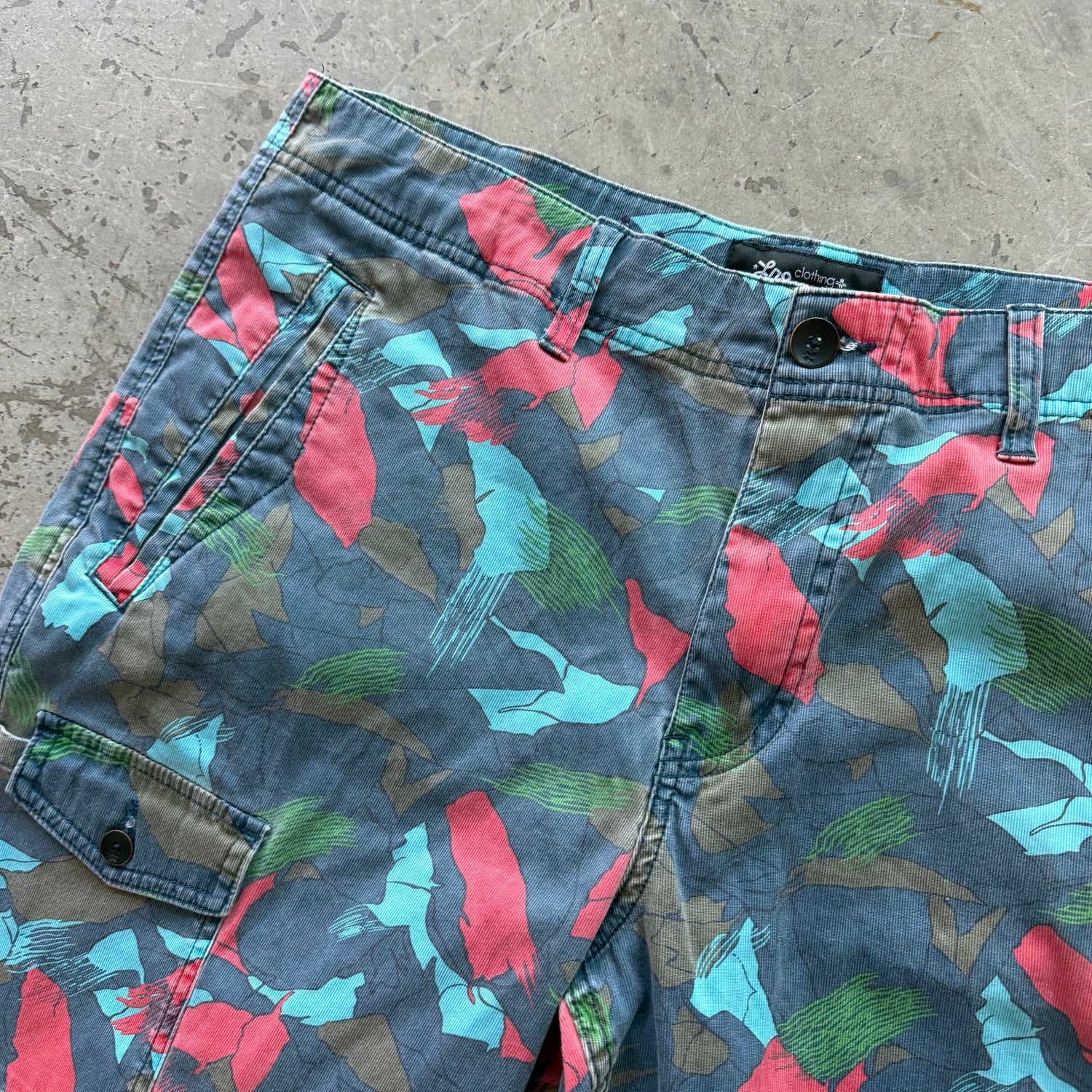 34w 00s LNG Floral Shorts