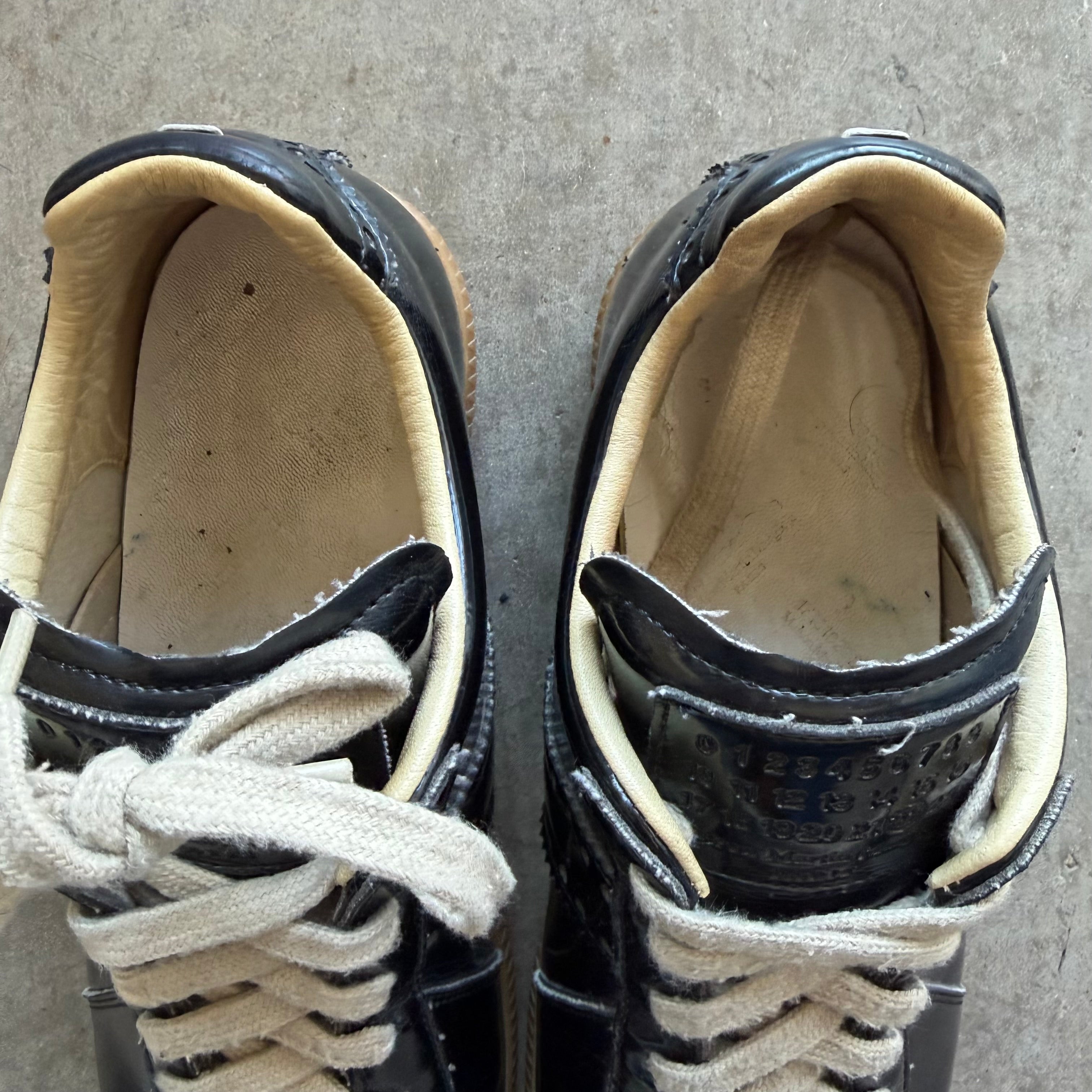 7 Used Maison Margiela Replica Gat Patent Black