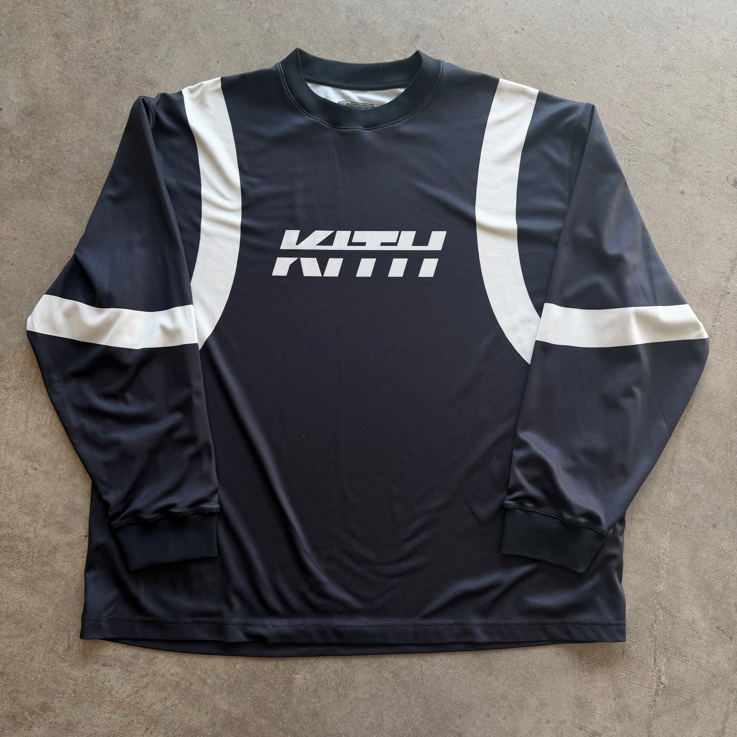 XXL Kith Moto L/S Black