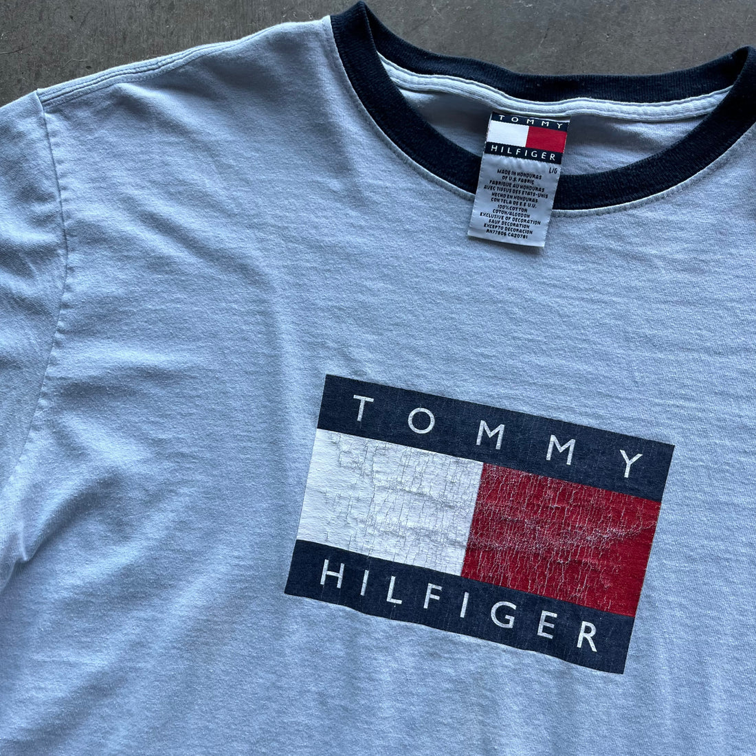 L 00s Tommy Hilfiger Tee