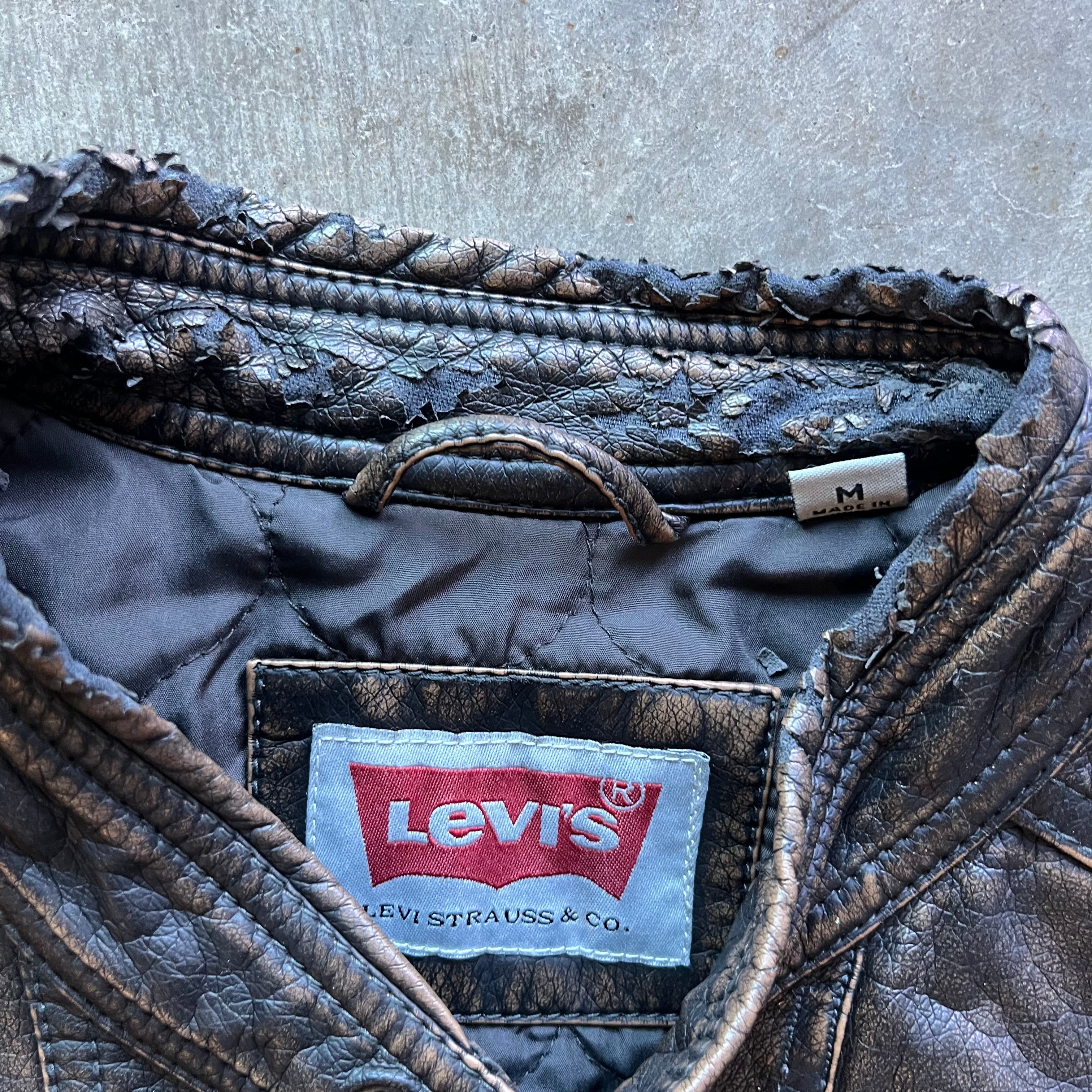 M 00s Faux Leather Levis Jacket
