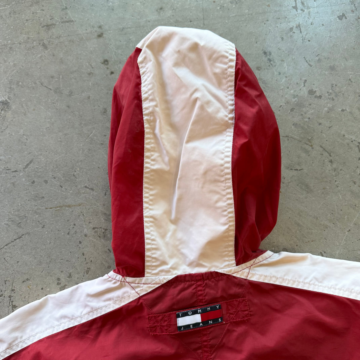 M 00s Tommy Hilfiger Hooded Pullover