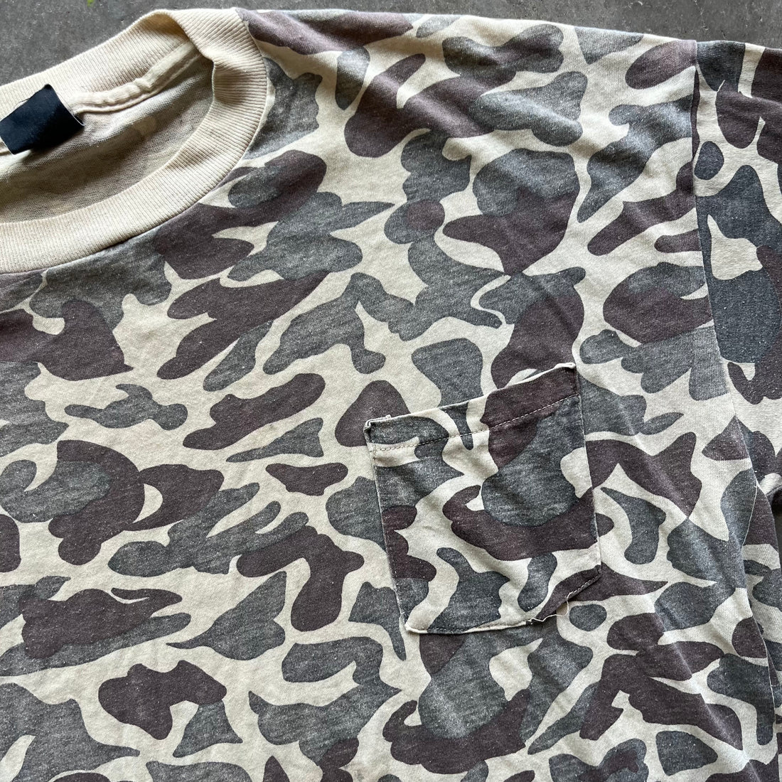 XL Vintage Camo Blank