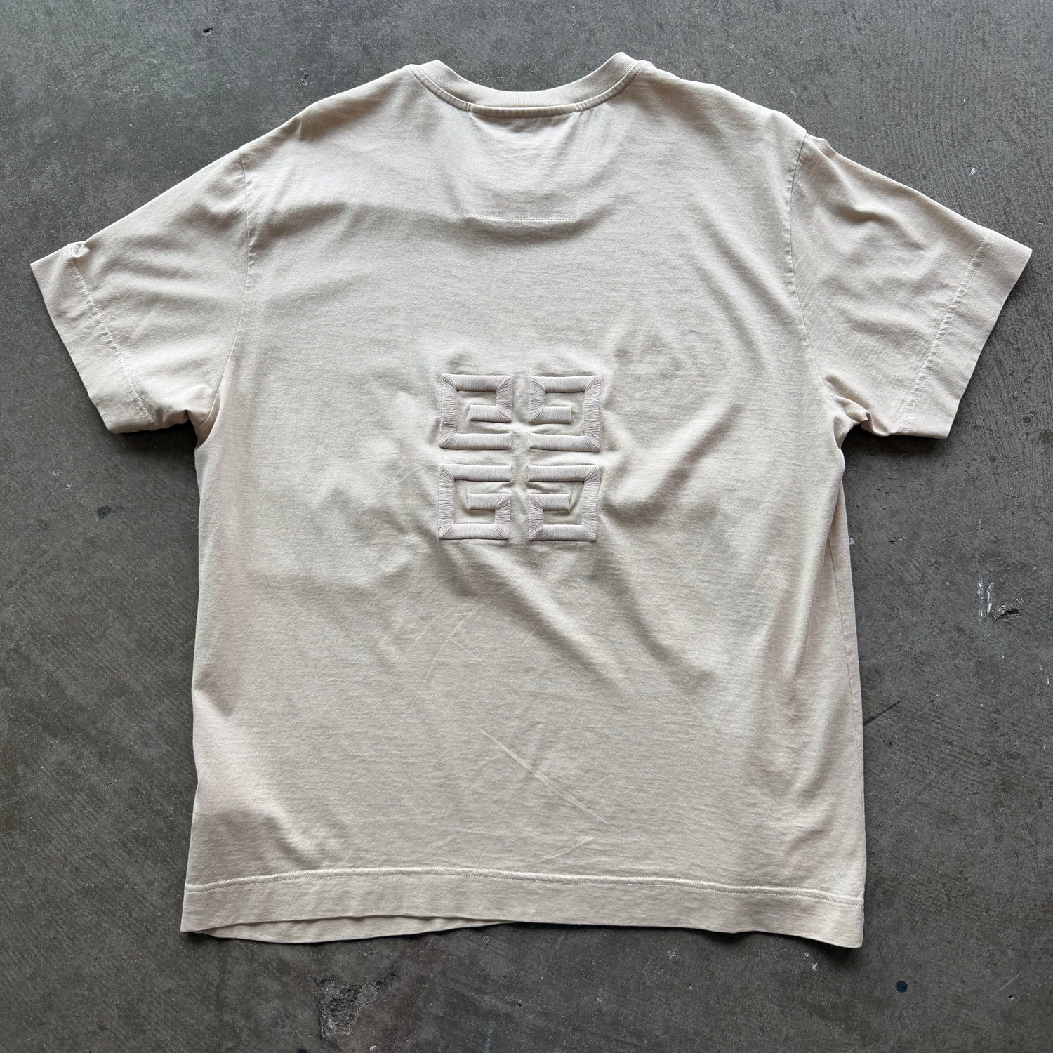 L Givenchy Logo Tee Tan