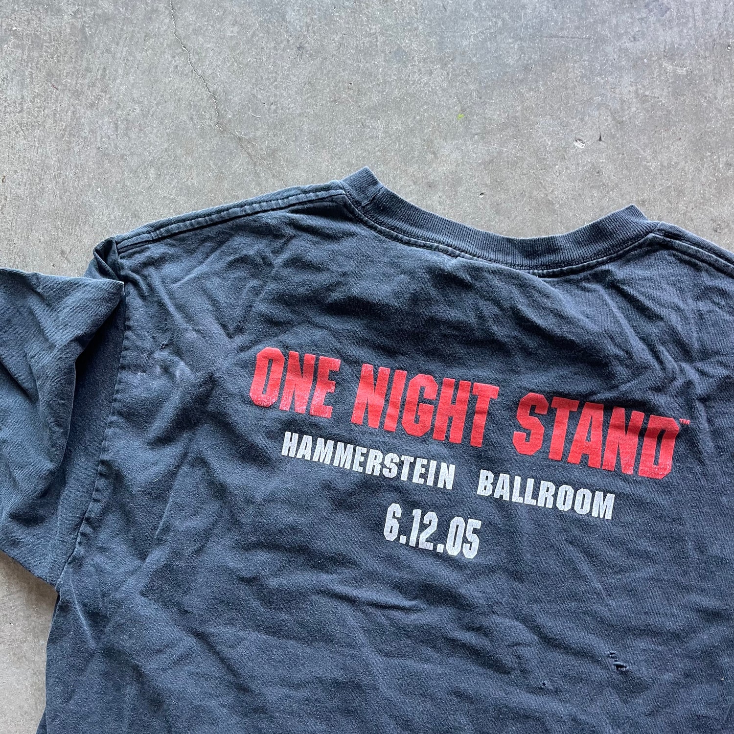 L 02 WWE Tee