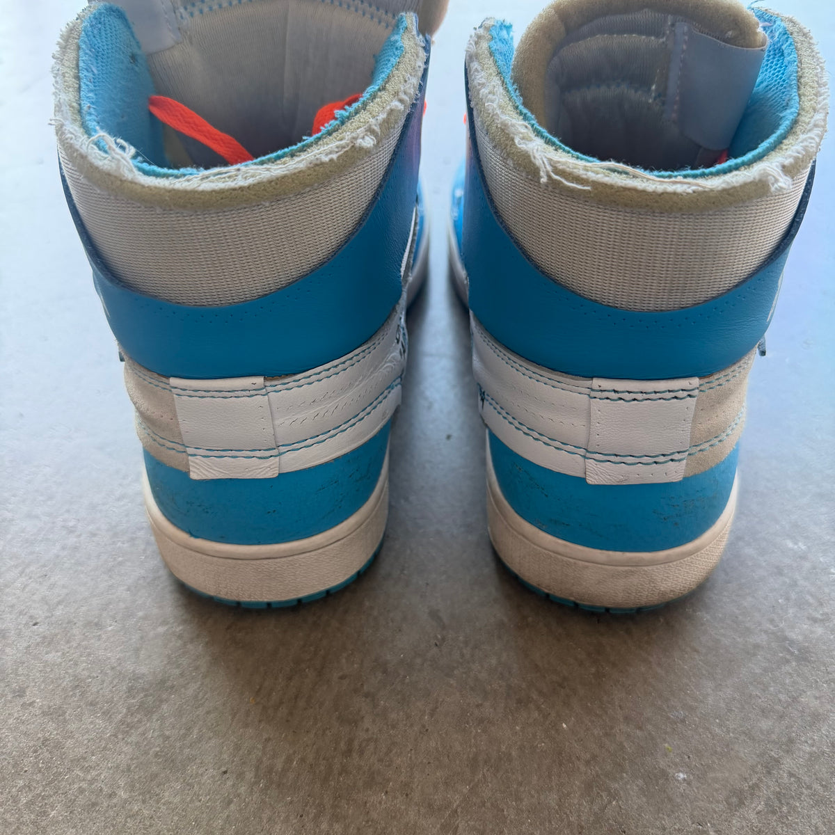 9.5 Jordan 1 High UNC Off White