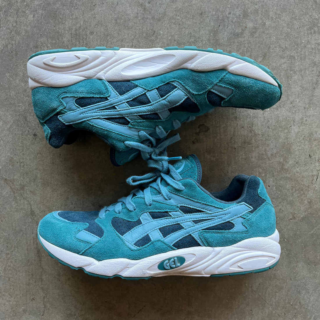 10.5 Used ASICS Gel Diablo Blue