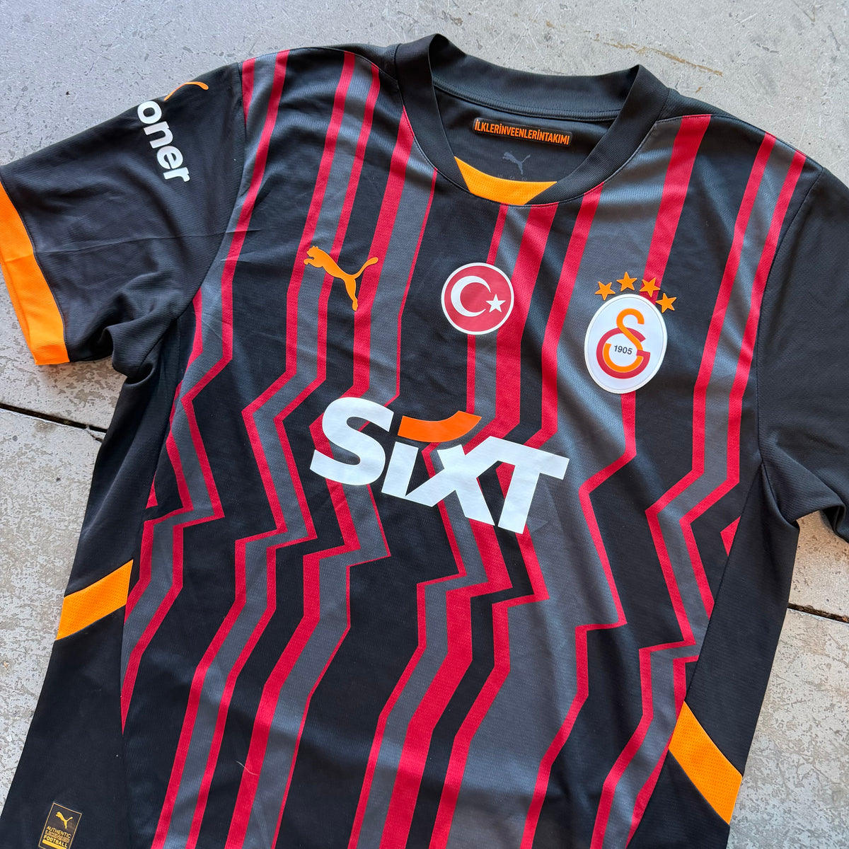 L Galatasaray Soccer Jersey